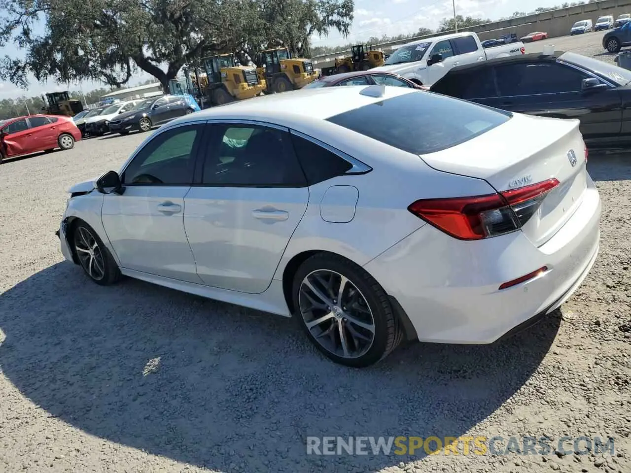 2 fotografías del automóvil dañado 2HGFE1F94RH307950 HONDA CIVIC 2024