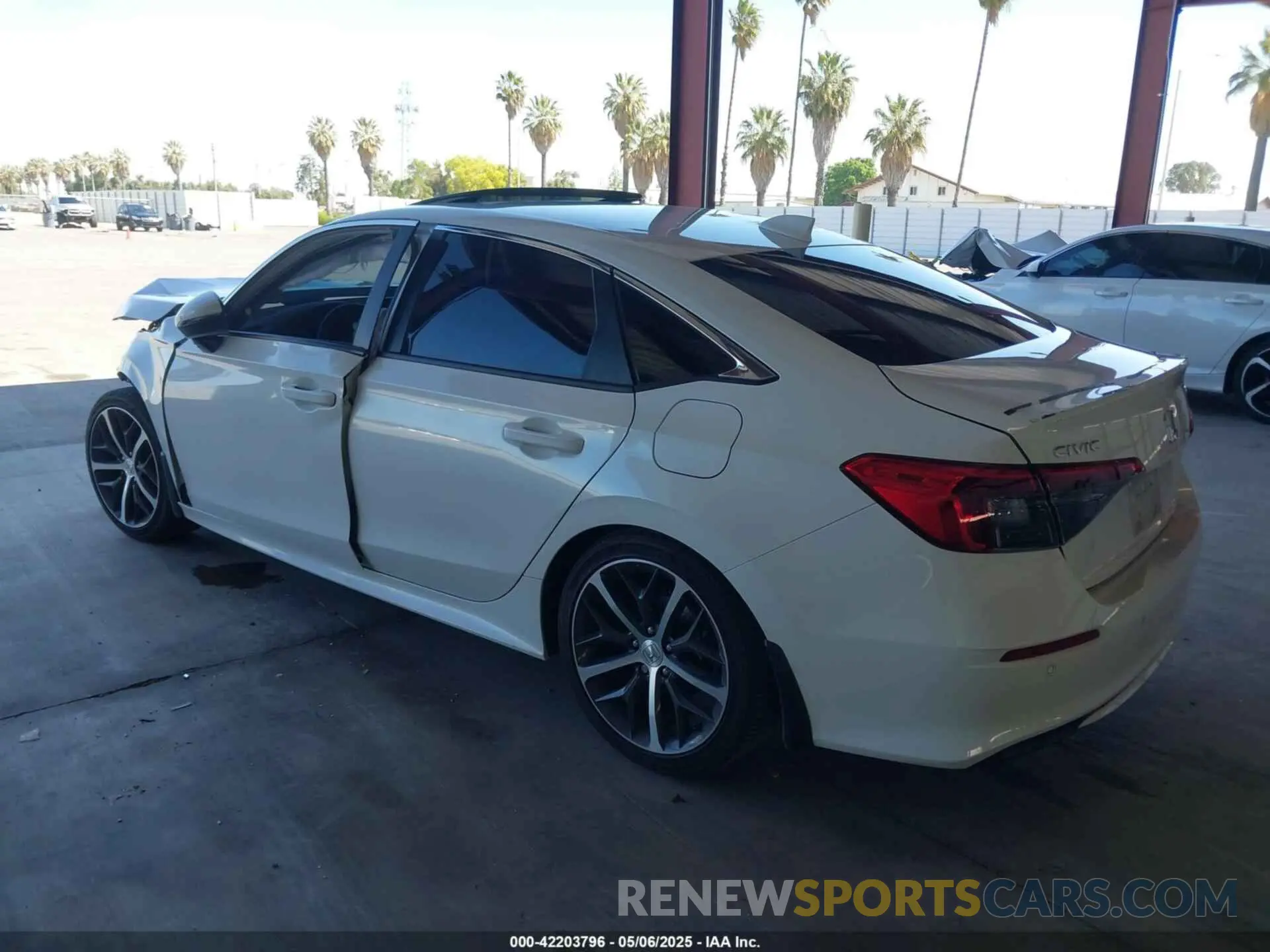 3 fotografías del automóvil dañado 2HGFE1F97RH307568 HONDA CIVIC 2024
