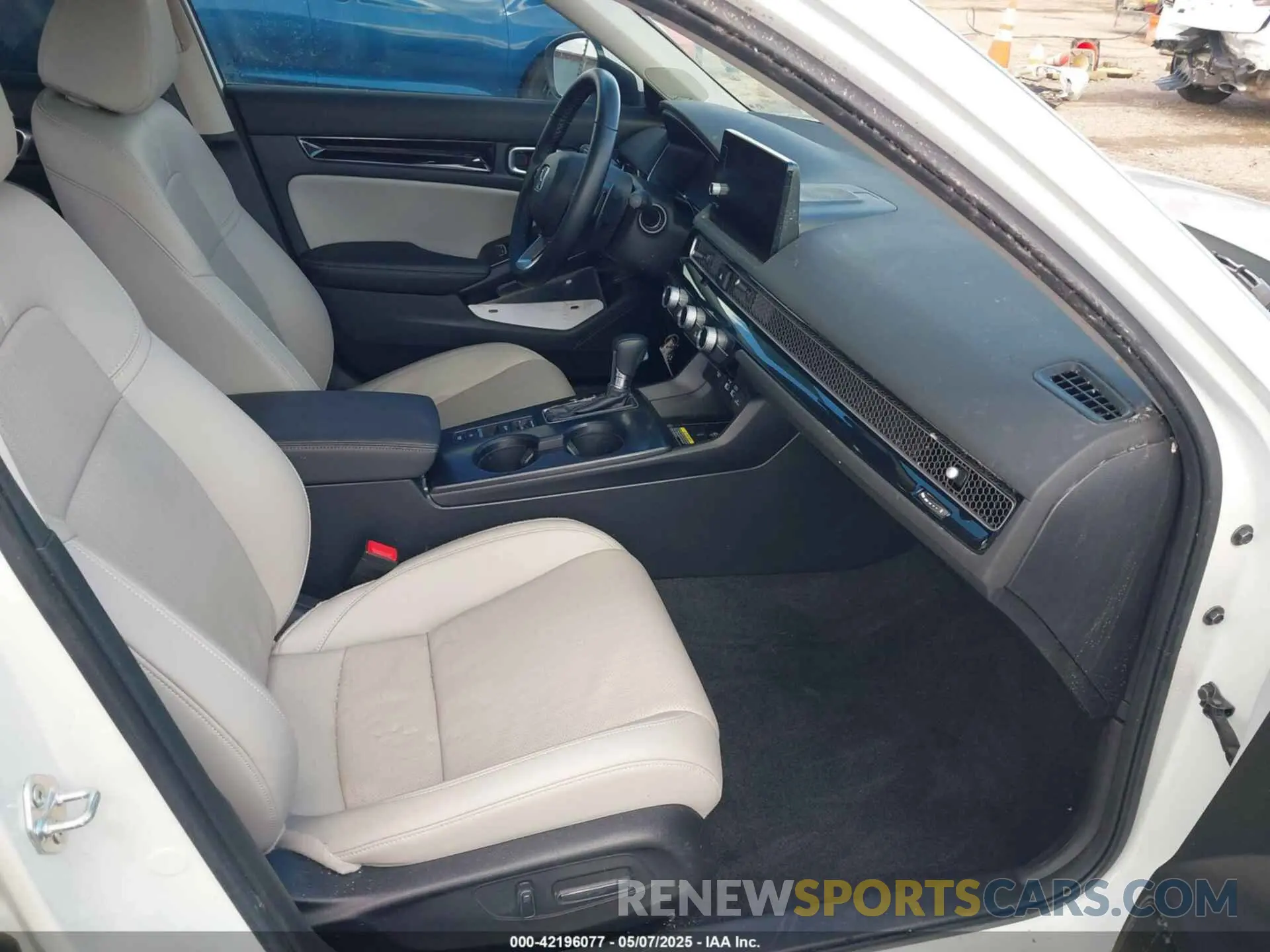 5 fotografías del automóvil dañado 2HGFE1F97RH315587 HONDA CIVIC 2024