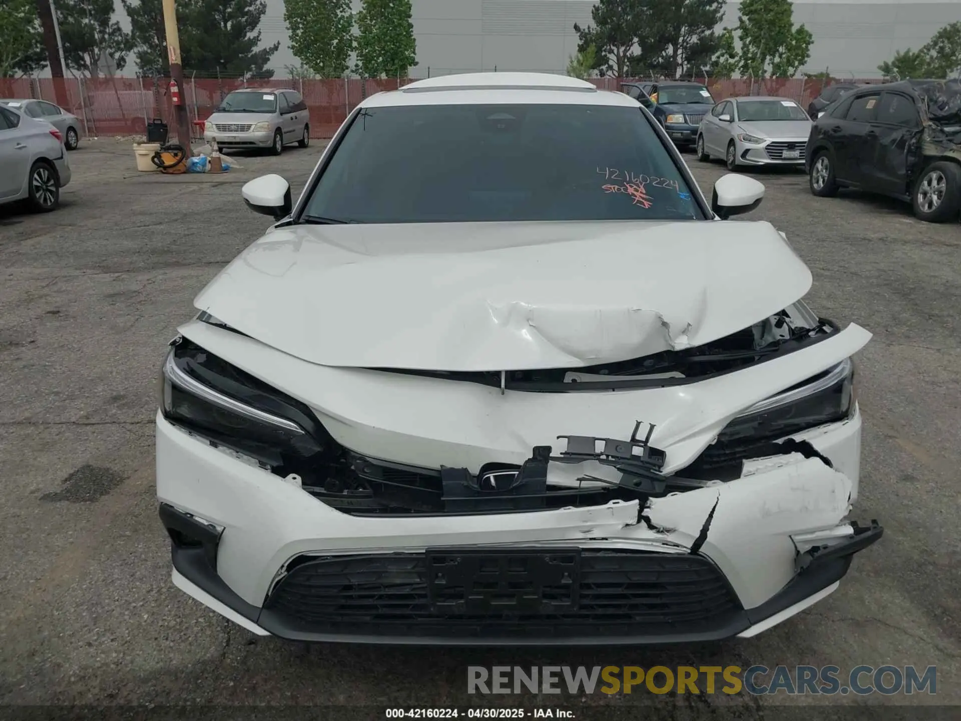 12 fotografías del automóvil dañado 2HGFE1F98RH330115 HONDA CIVIC 2024