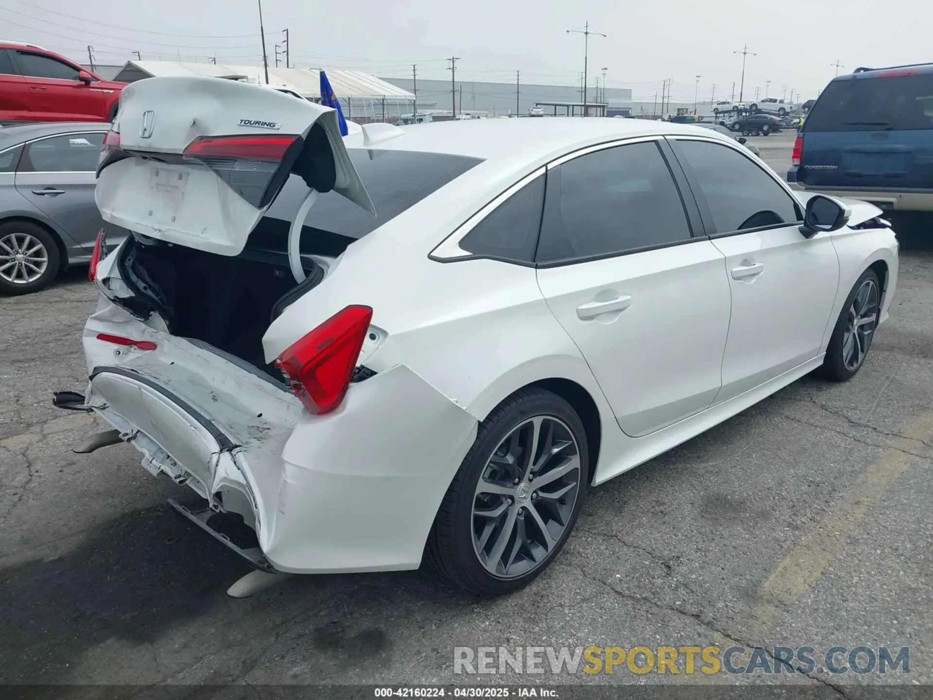 4 fotografías del automóvil dañado 2HGFE1F98RH330115 HONDA CIVIC 2024