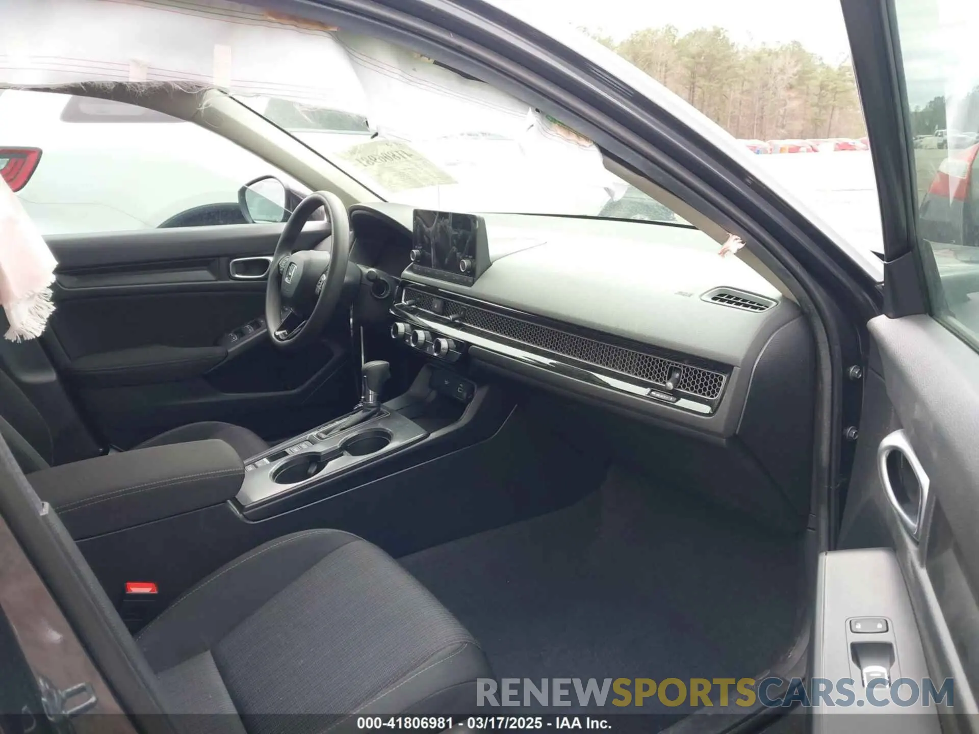 5 fotografías del automóvil dañado 2HGFE2F22RH512174 HONDA CIVIC 2024