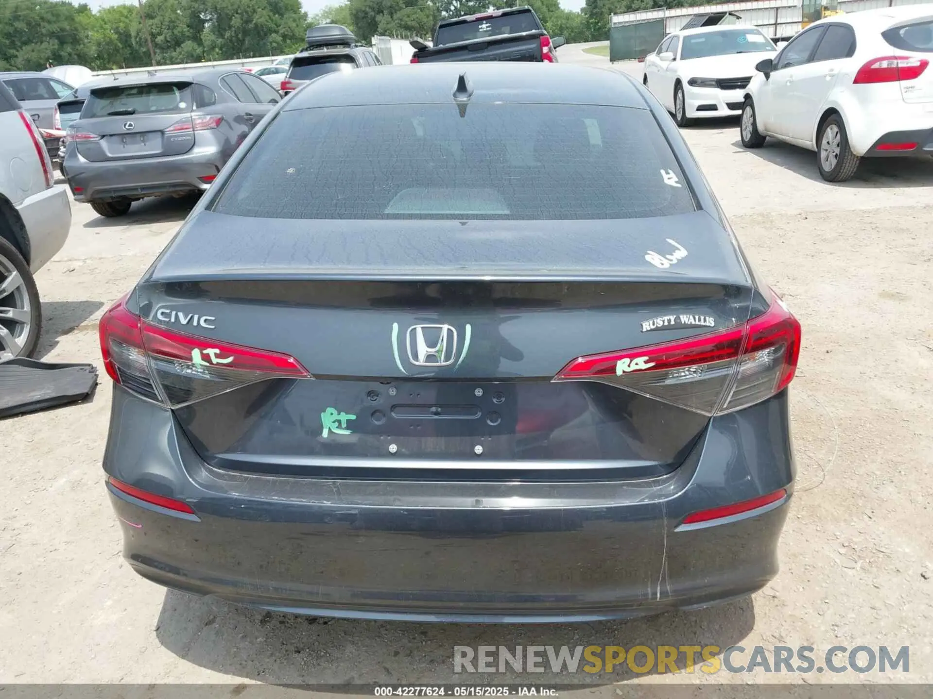 16 fotografías del automóvil dañado 2HGFE2F23RH571945 HONDA CIVIC 2024