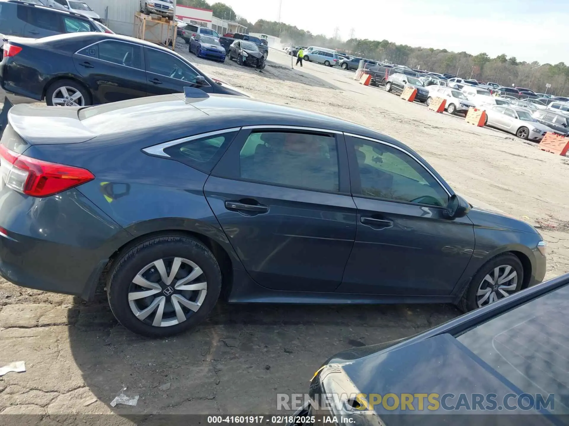 13 fotografías del automóvil dañado 2HGFE2F24RH567290 HONDA CIVIC 2024