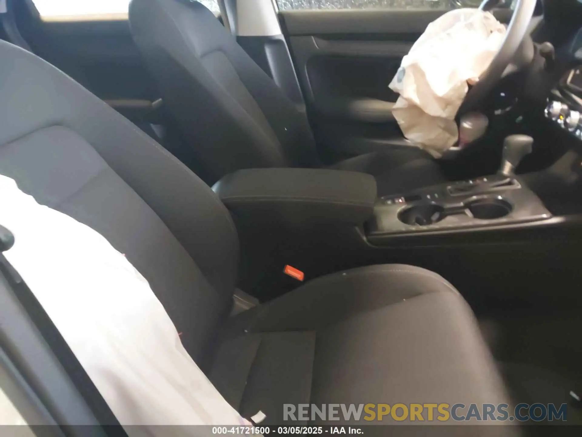 5 fotografías del automóvil dañado 2HGFE2F24RH570352 HONDA CIVIC 2024