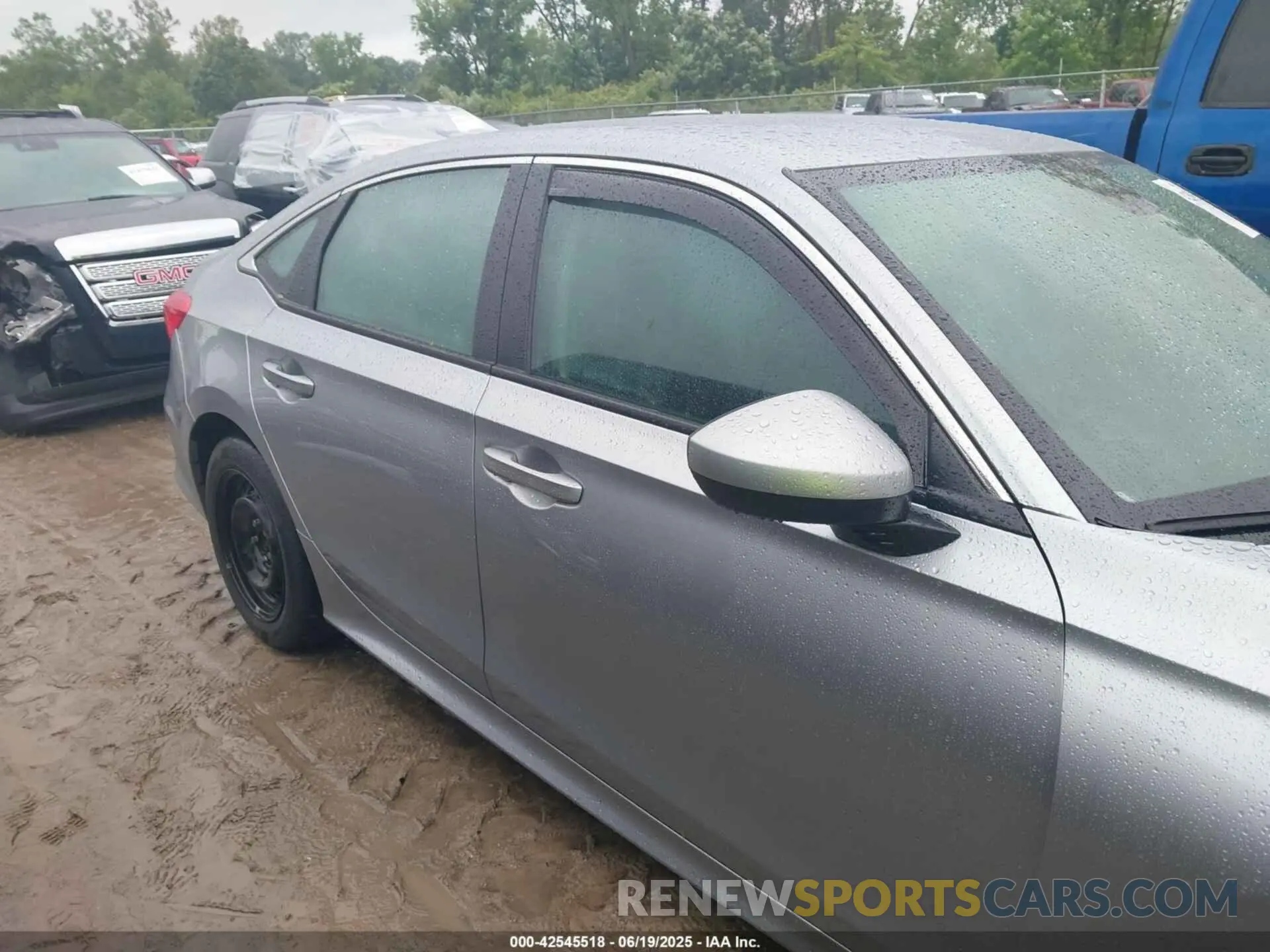 14 fotografías del automóvil dañado 2HGFE2F26RH510105 HONDA CIVIC 2024