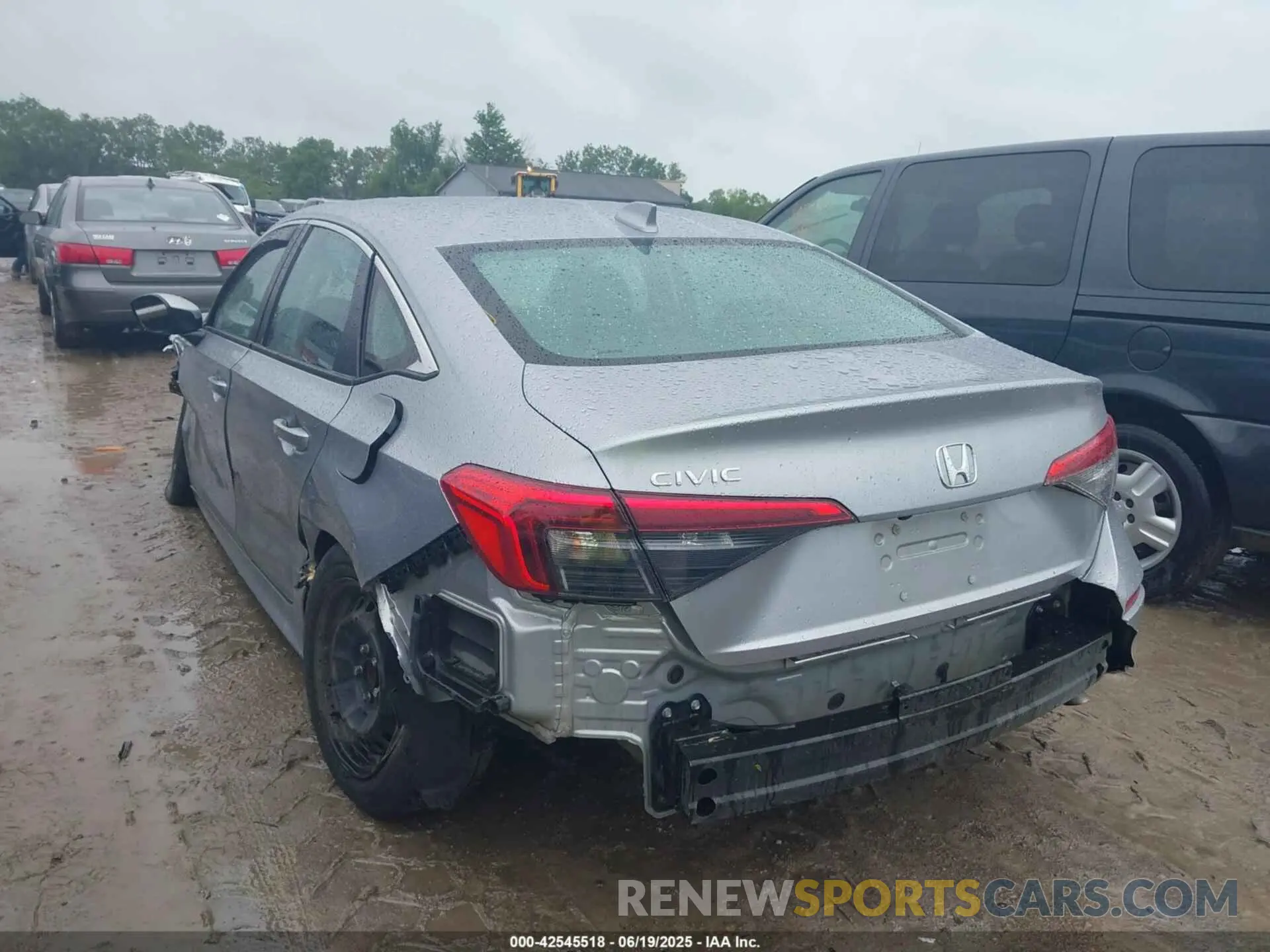 3 fotografías del automóvil dañado 2HGFE2F26RH510105 HONDA CIVIC 2024