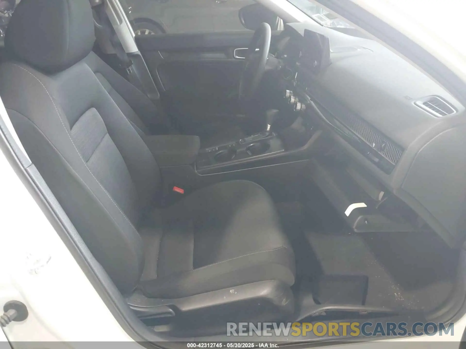 5 fotografías del automóvil dañado 2HGFE2F29RH520255 HONDA CIVIC 2024