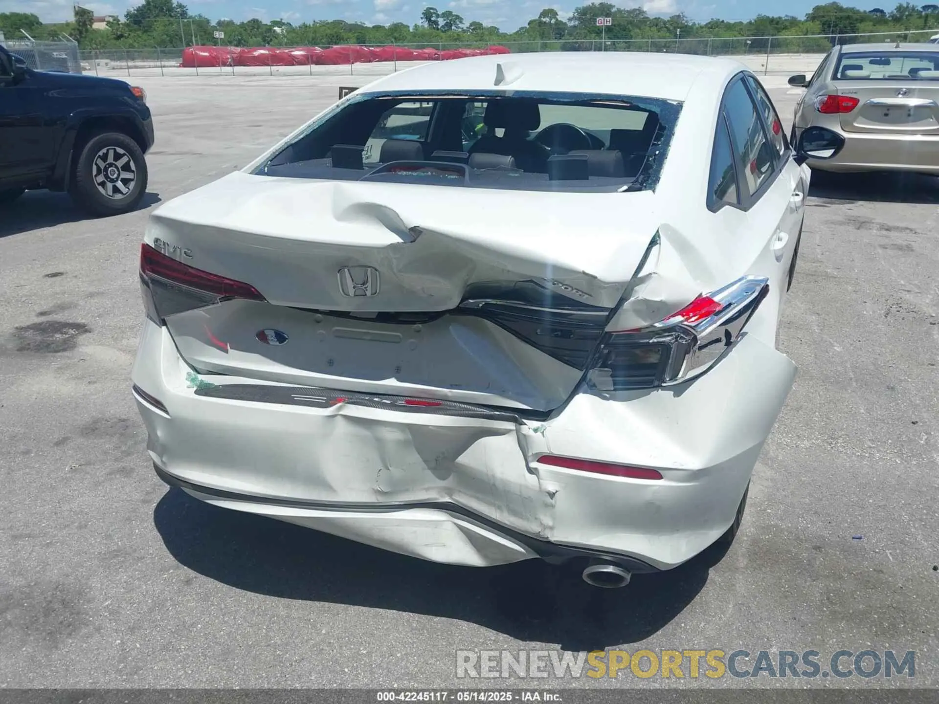 6 fotografías del automóvil dañado 2HGFE2F50RH518954 HONDA CIVIC 2024
