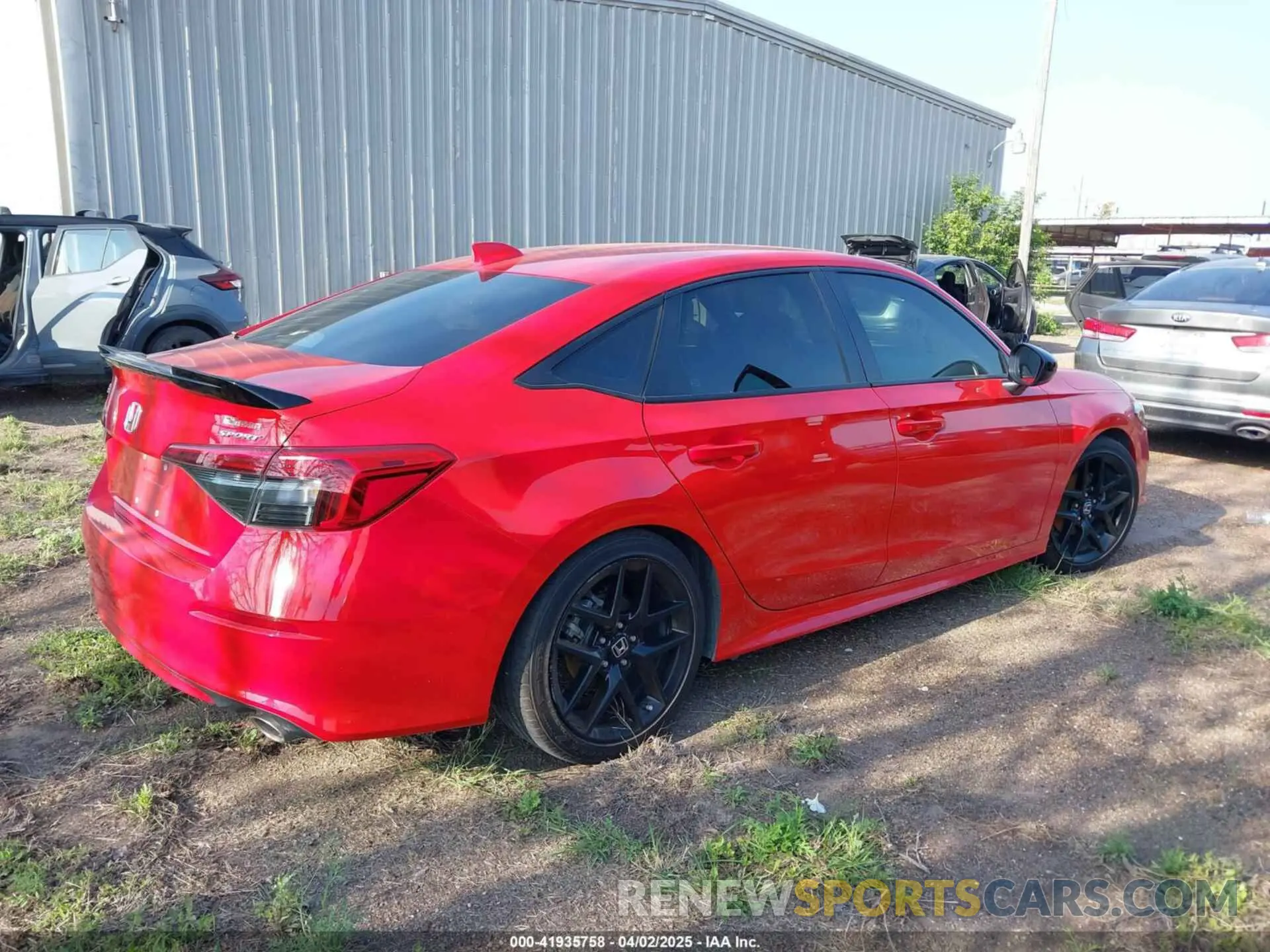 4 fotografías del automóvil dañado 2HGFE2F50RH536323 HONDA CIVIC 2024