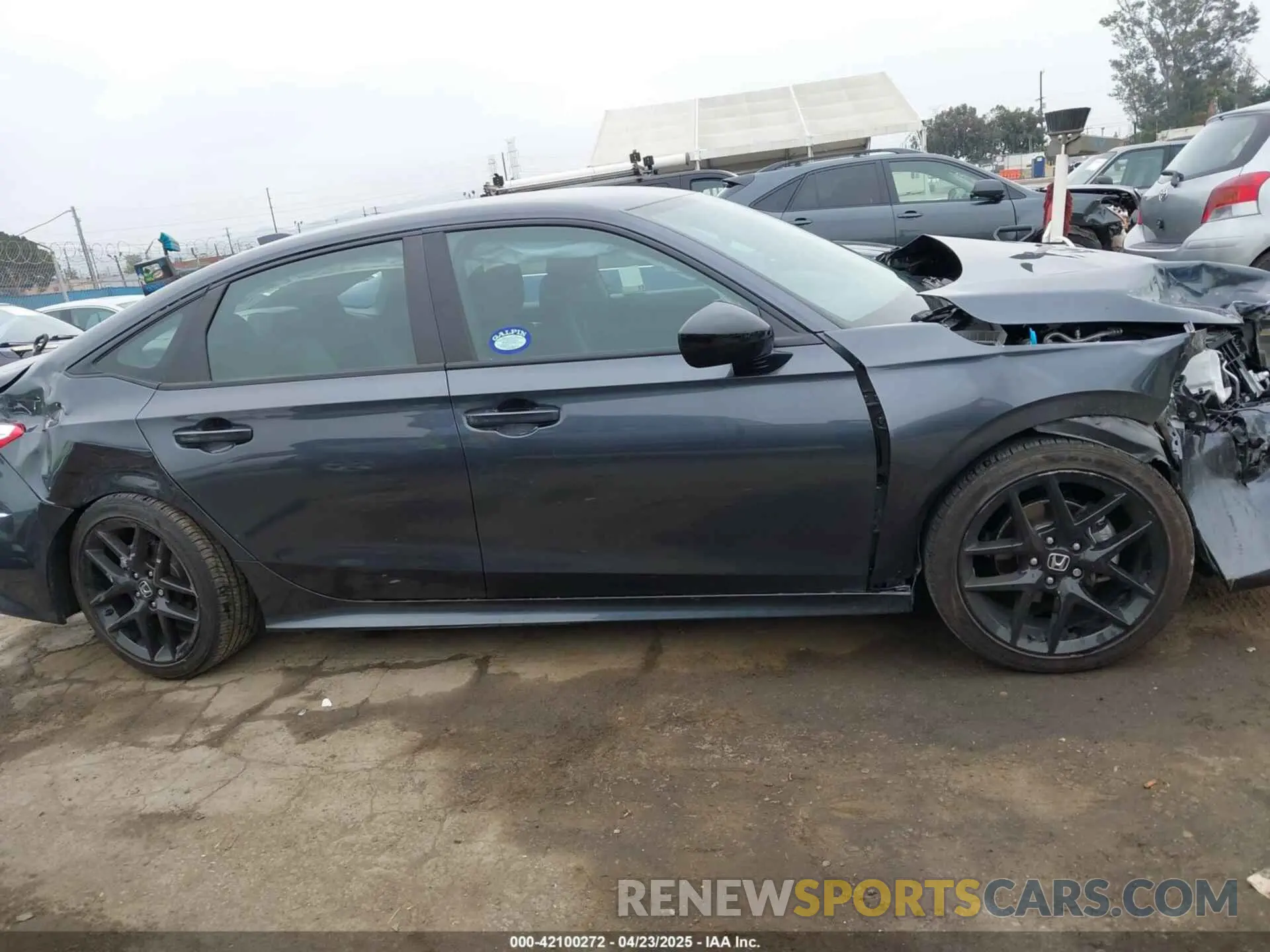 12 fotografías del automóvil dañado 2HGFE2F50RH555793 HONDA CIVIC 2024