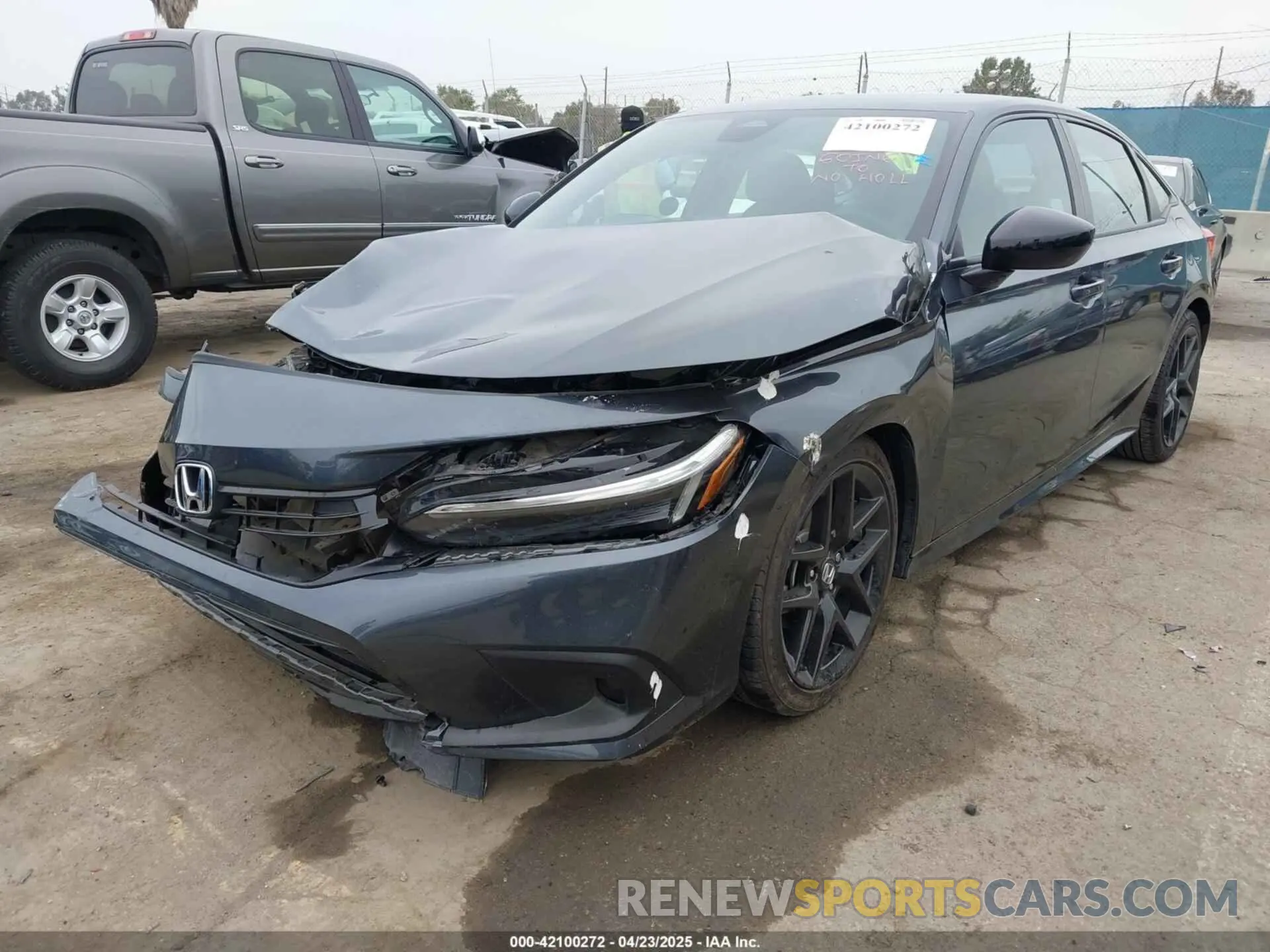 2 fotografías del automóvil dañado 2HGFE2F50RH555793 HONDA CIVIC 2024