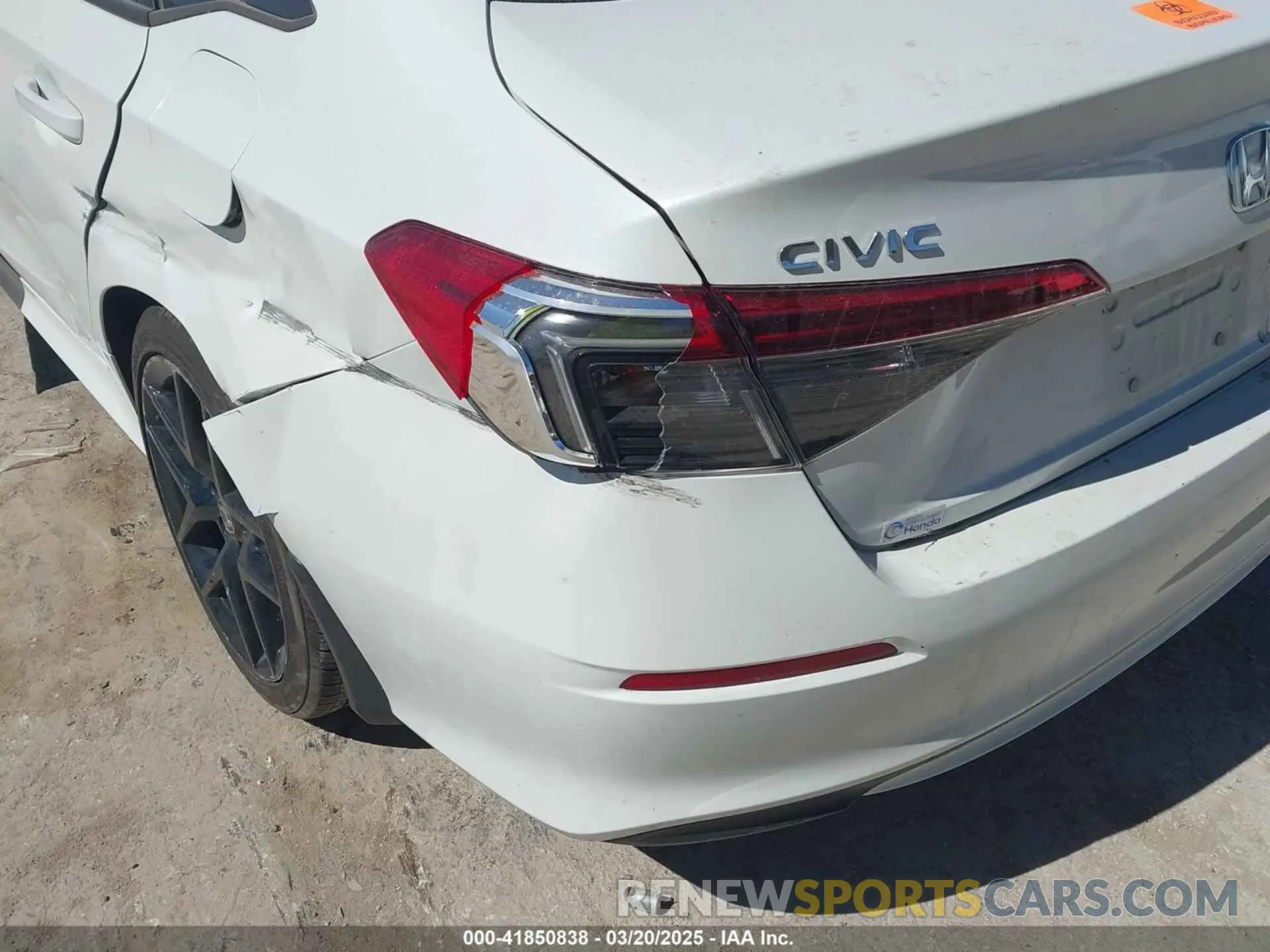 6 fotografías del automóvil dañado 2HGFE2F51RH500608 HONDA CIVIC 2024