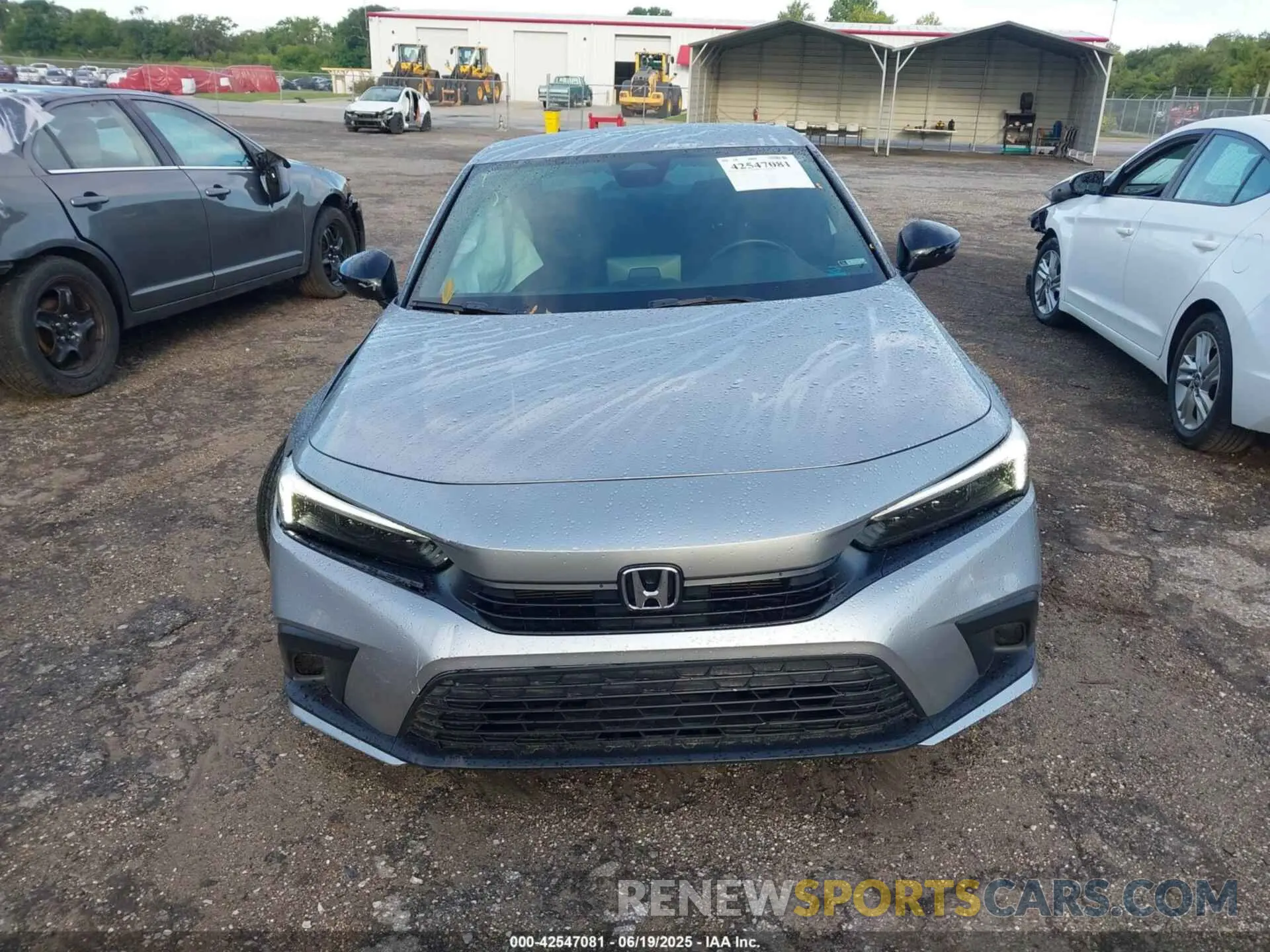 12 fotografías del automóvil dañado 2HGFE2F51RH542504 HONDA CIVIC 2024