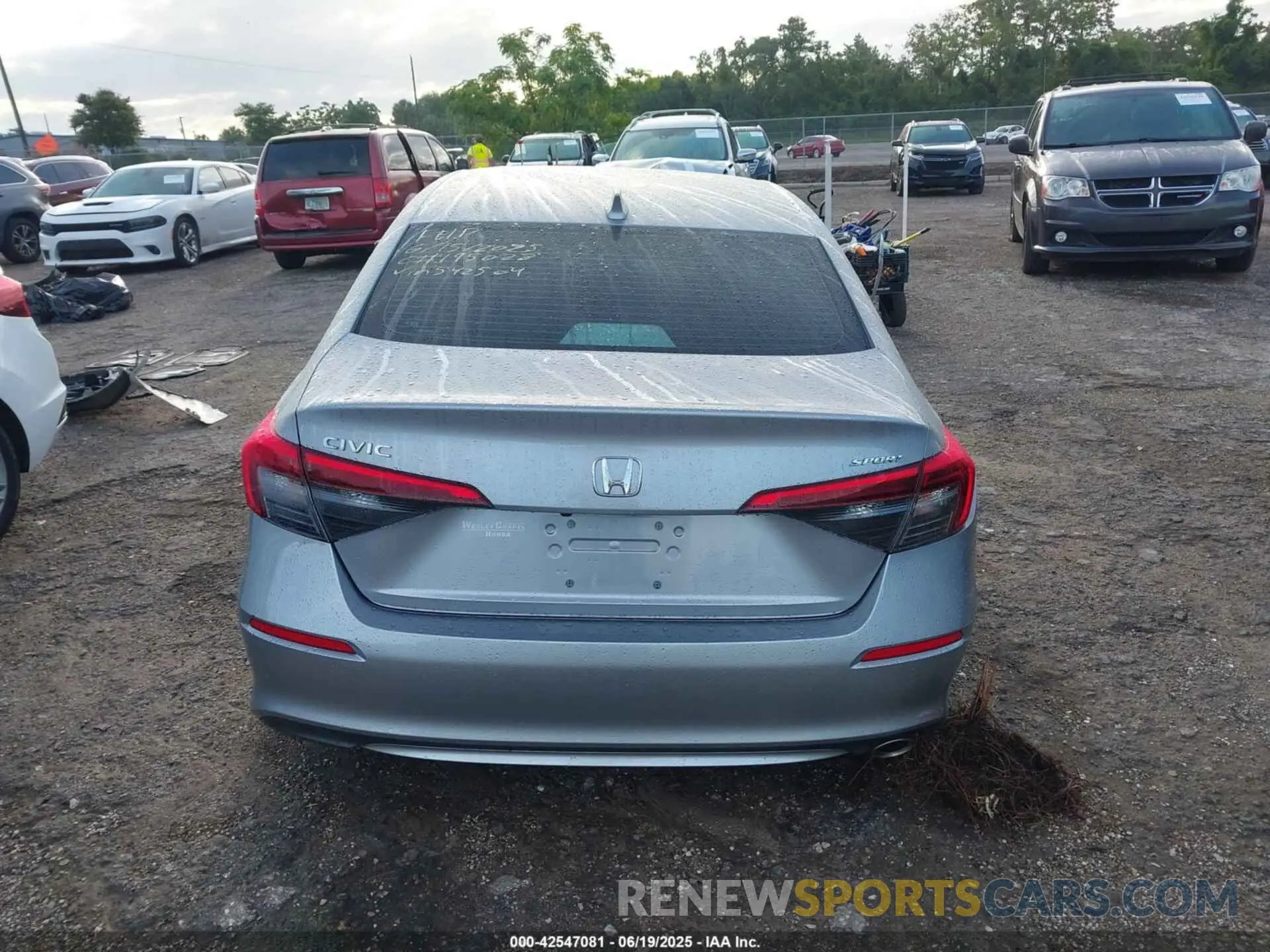 16 fotografías del automóvil dañado 2HGFE2F51RH542504 HONDA CIVIC 2024