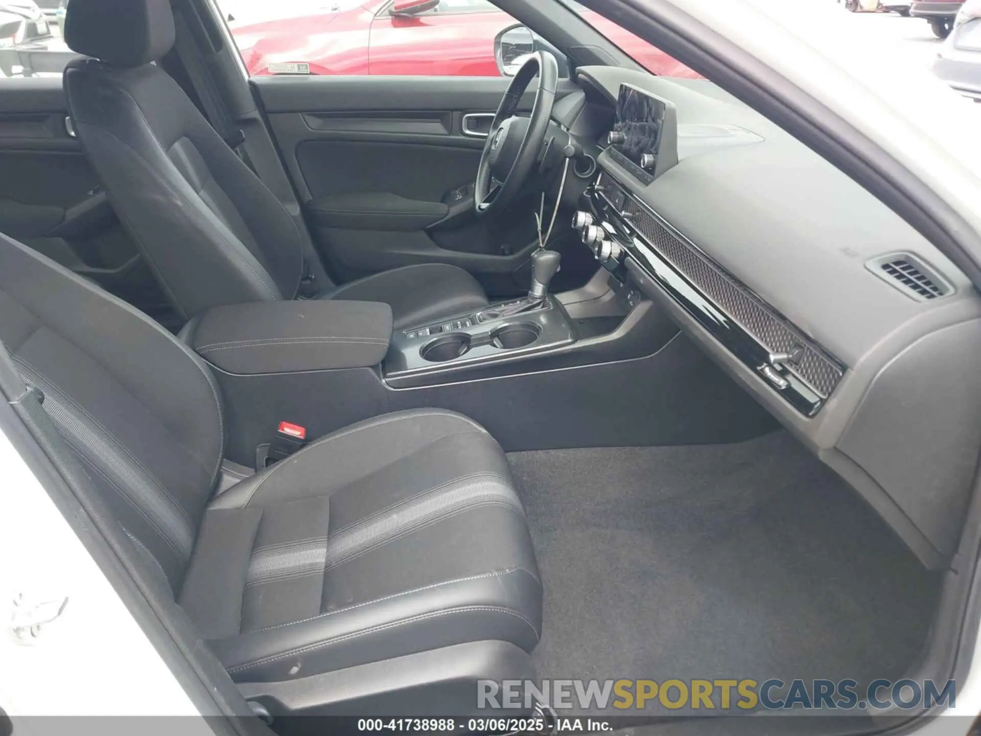 5 fotografías del automóvil dañado 2HGFE2F51RH564793 HONDA CIVIC 2024
