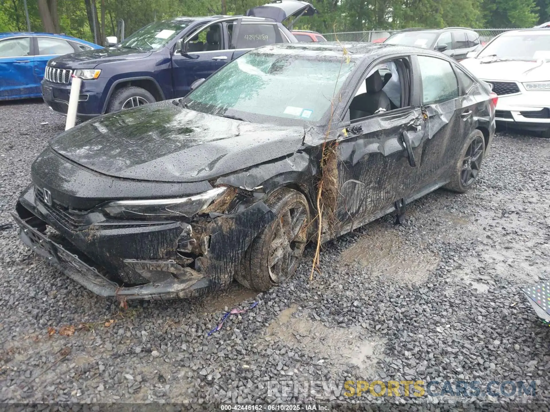 2 fotografías del automóvil dañado 2HGFE2F51RH569847 HONDA CIVIC 2024