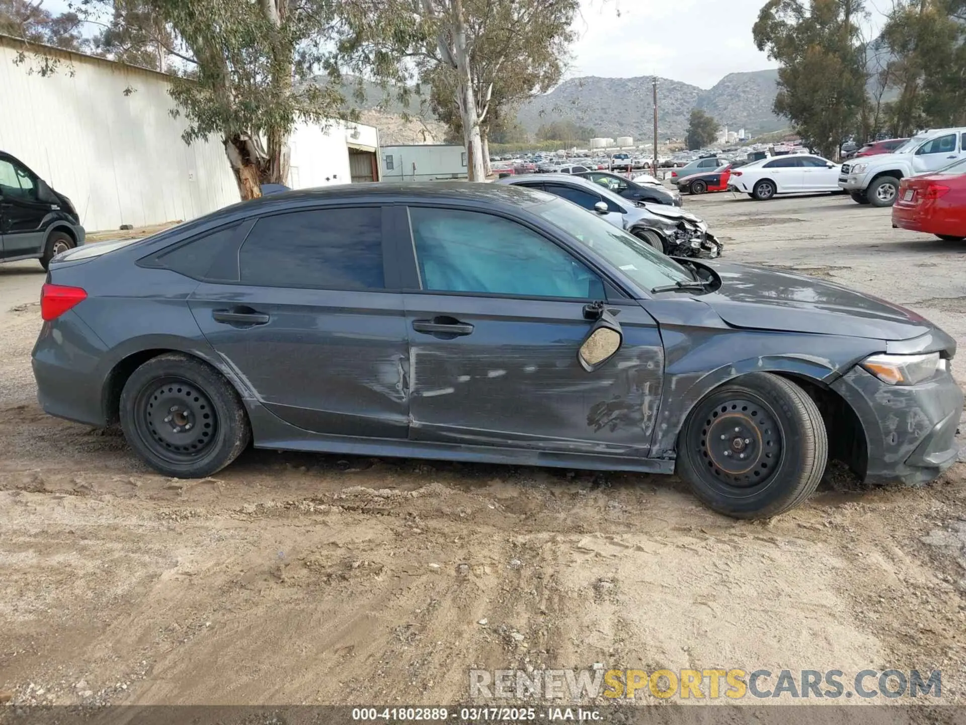 13 fotografías del automóvil dañado 2HGFE2F52RH558663 HONDA CIVIC 2024