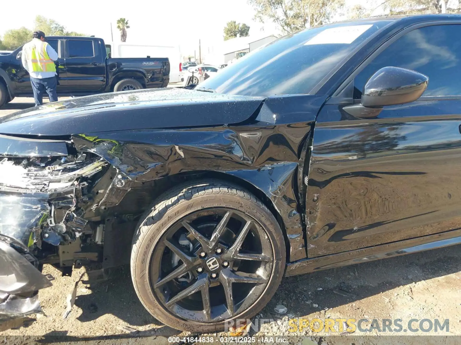 6 fotografías del automóvil dañado 2HGFE2F52RH572255 HONDA CIVIC 2024