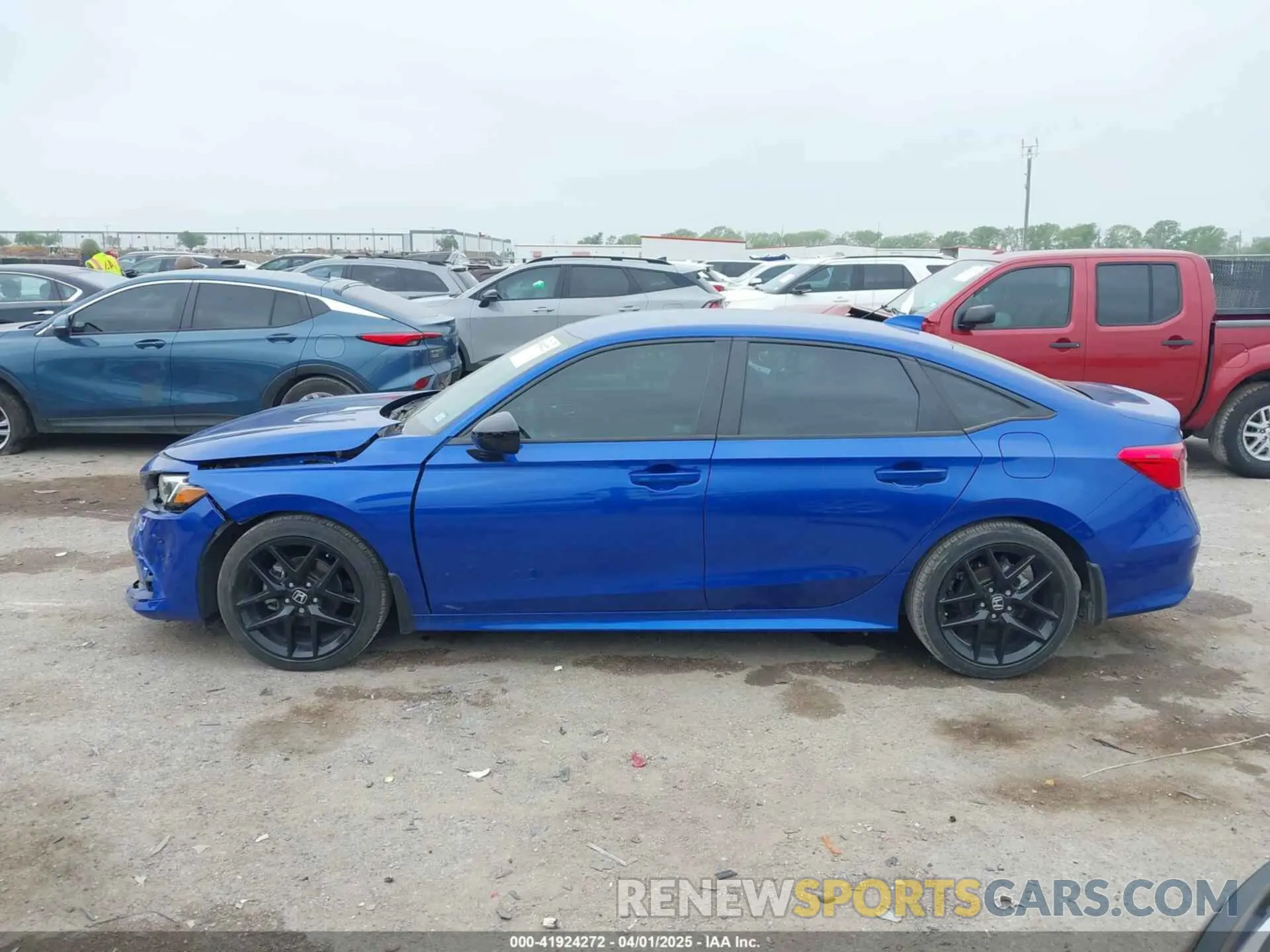 14 fotografías del automóvil dañado 2HGFE2F52RH579061 HONDA CIVIC 2024