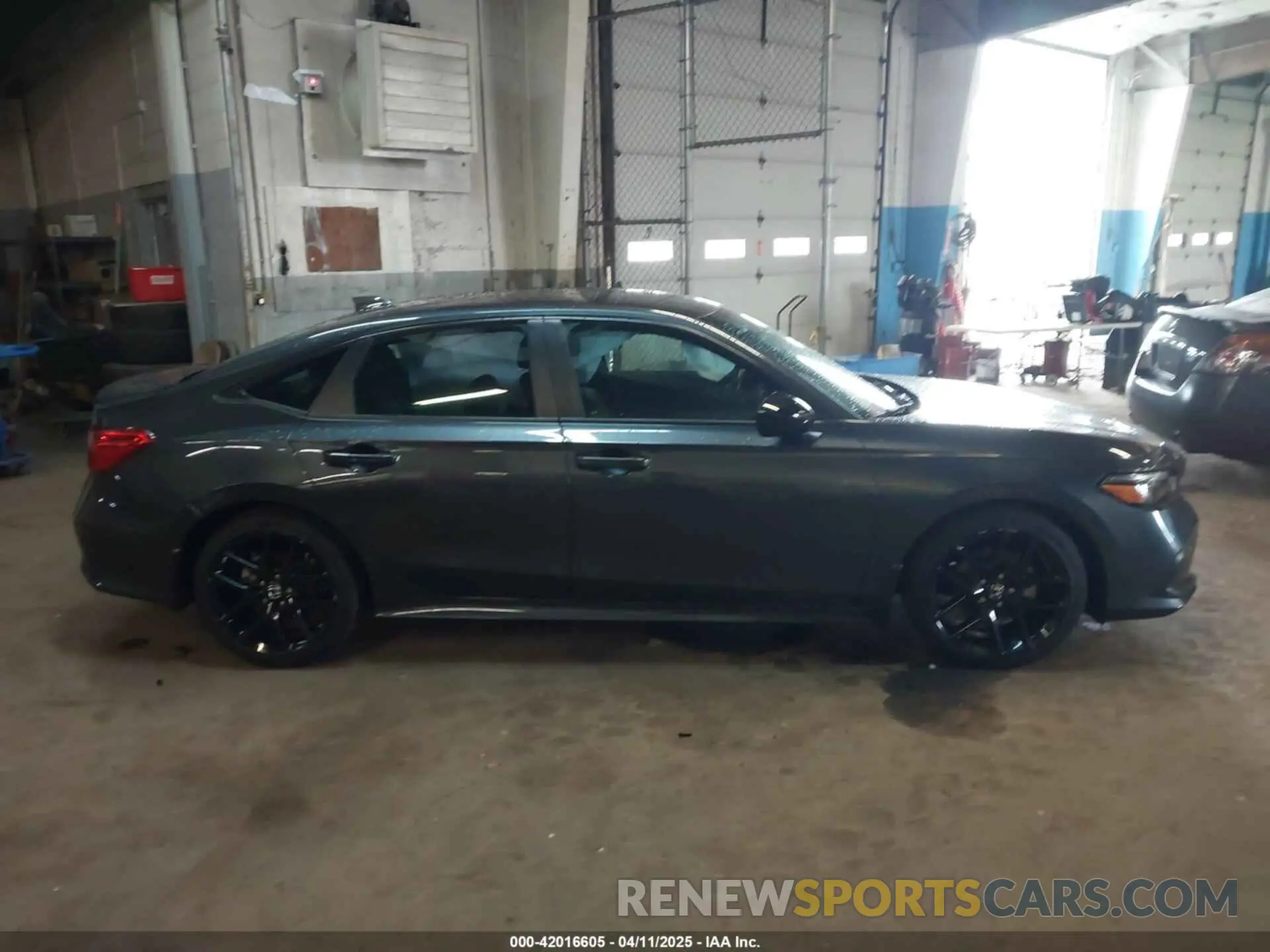 13 fotografías del automóvil dañado 2HGFE2F53RH582776 HONDA CIVIC 2024