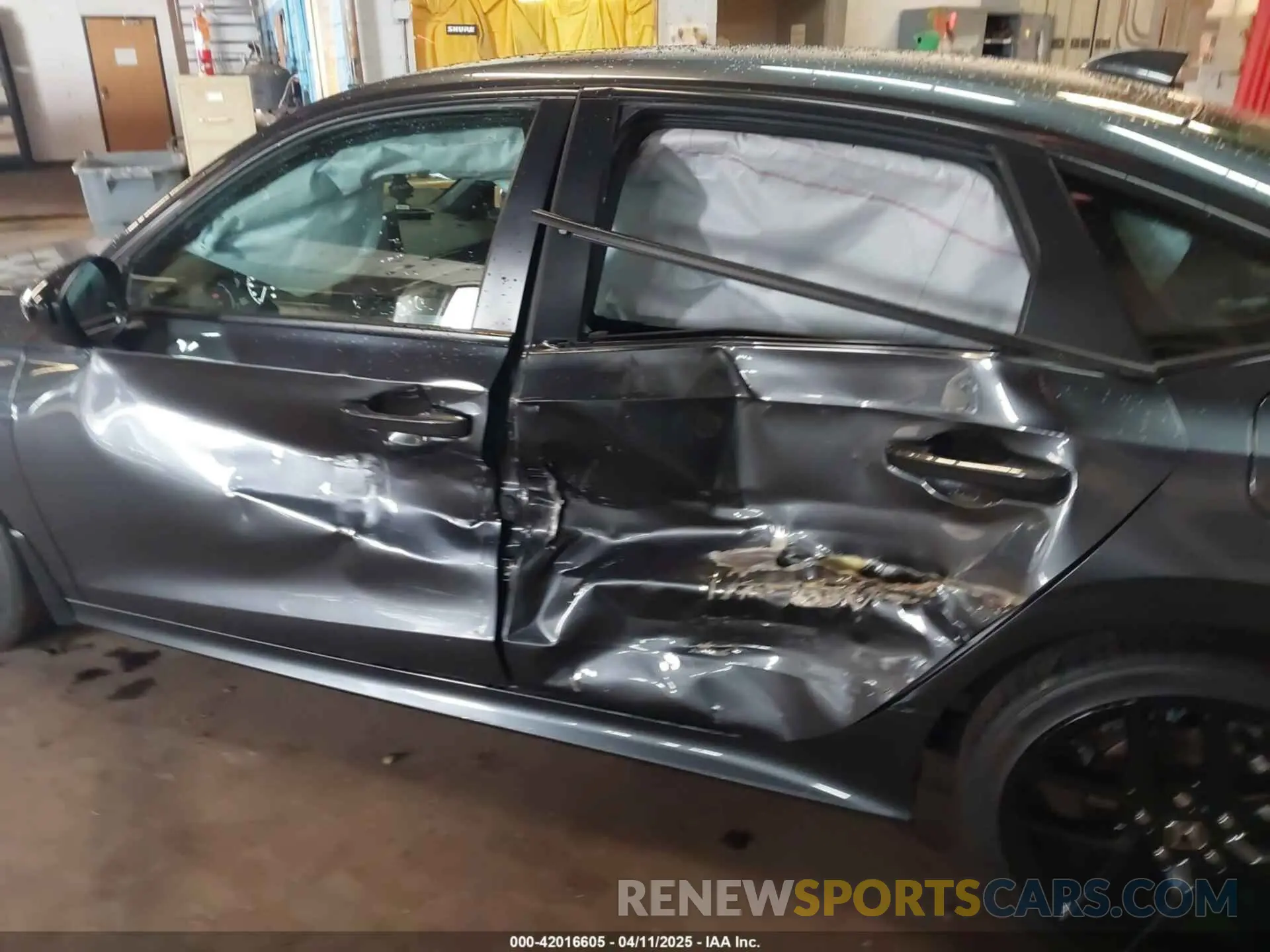 6 fotografías del automóvil dañado 2HGFE2F53RH582776 HONDA CIVIC 2024