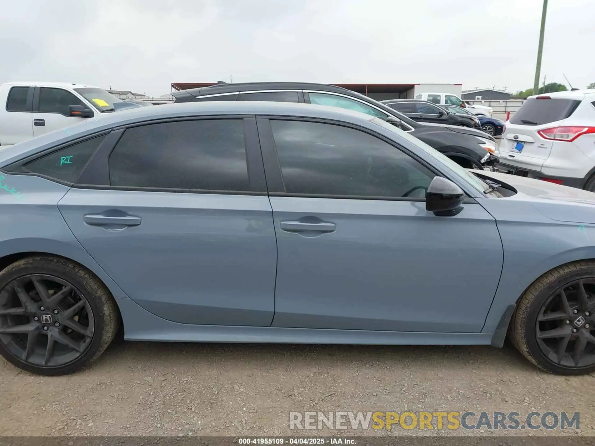 14 fotografías del automóvil dañado 2HGFE2F53RH584124 HONDA CIVIC 2024