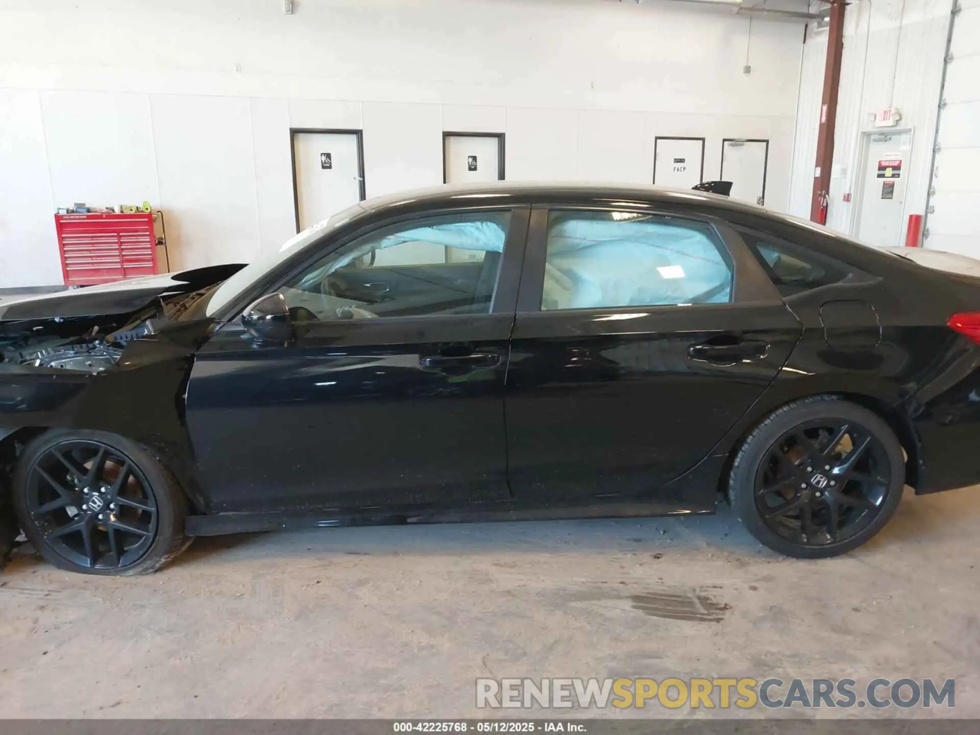 15 fotografías del automóvil dañado 2HGFE2F53RH586133 HONDA CIVIC 2024
