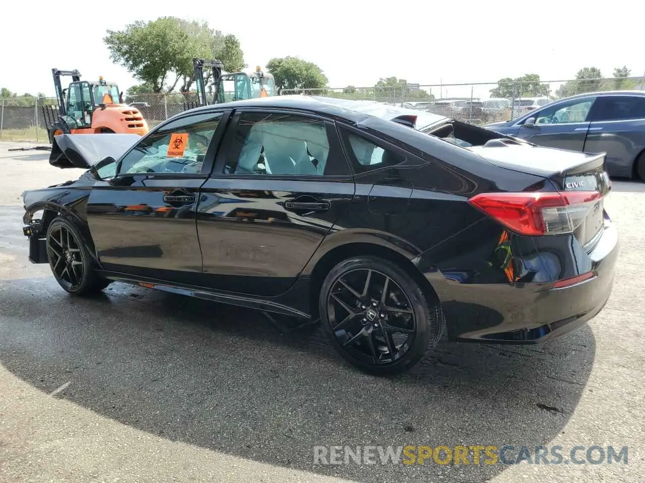 2 fotografías del automóvil dañado 2HGFE2F54RH551620 HONDA CIVIC 2024
