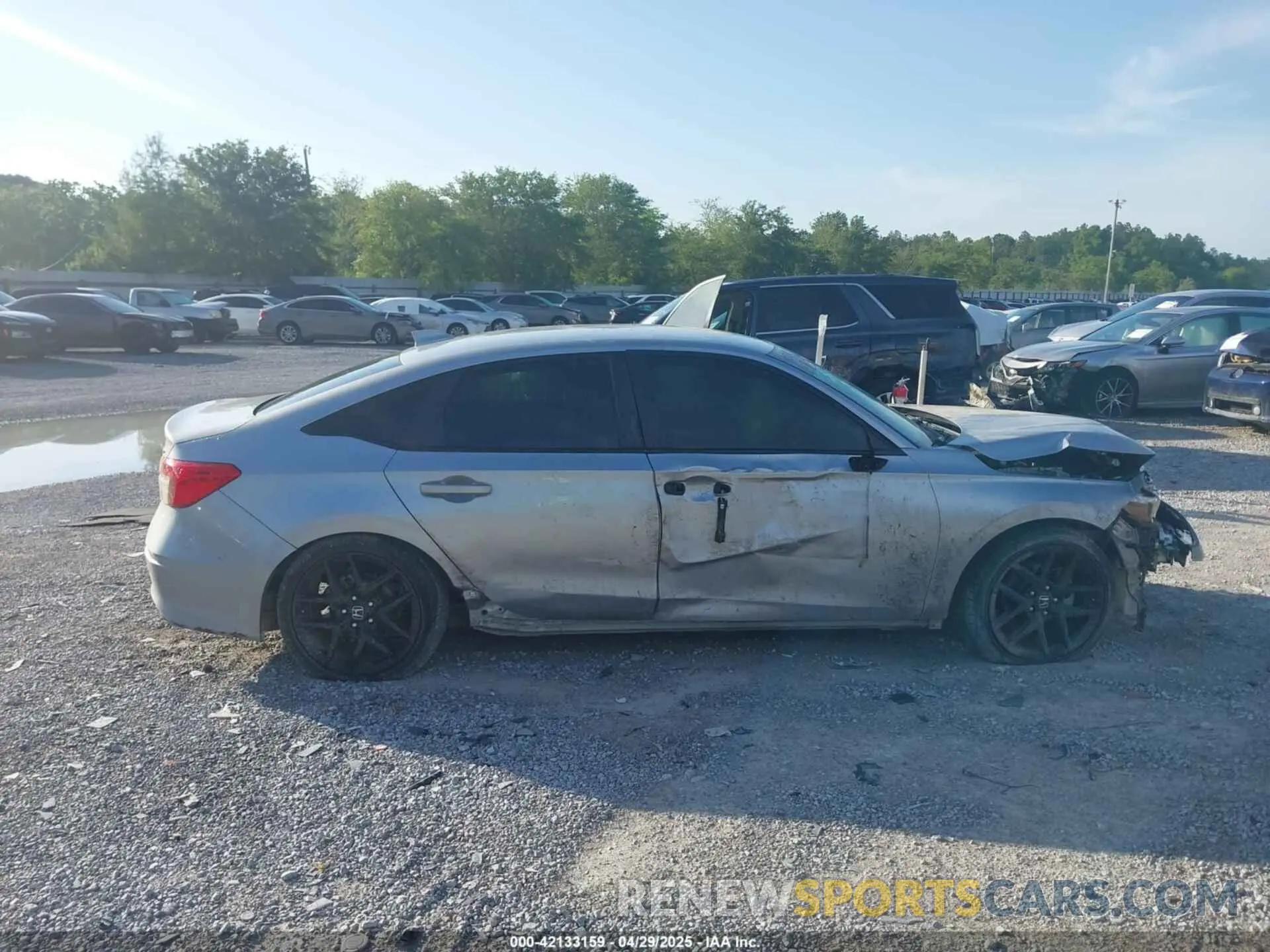 14 fotografías del automóvil dañado 2HGFE2F54RH552931 HONDA CIVIC 2024