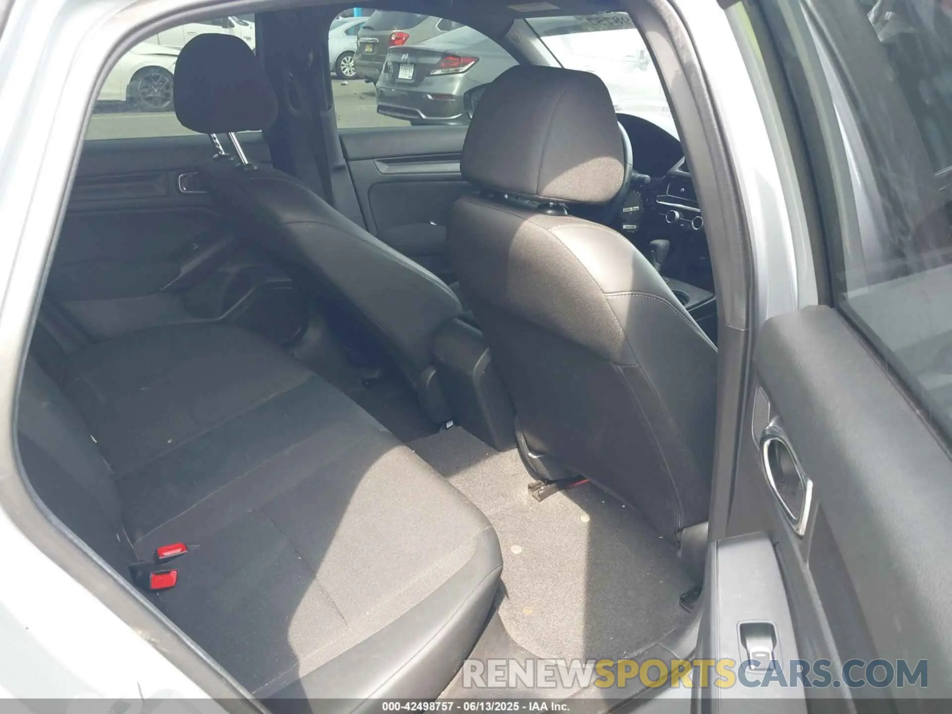 8 fotografías del automóvil dañado 2HGFE2F55RH577305 HONDA CIVIC 2024
