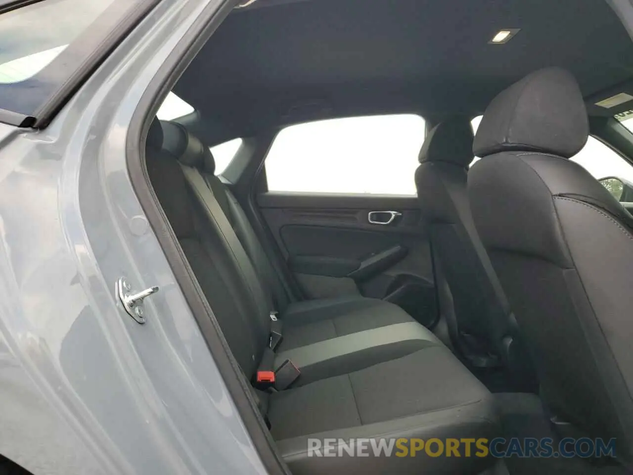 10 fotografías del automóvil dañado 2HGFE2F55RH583055 HONDA CIVIC 2024