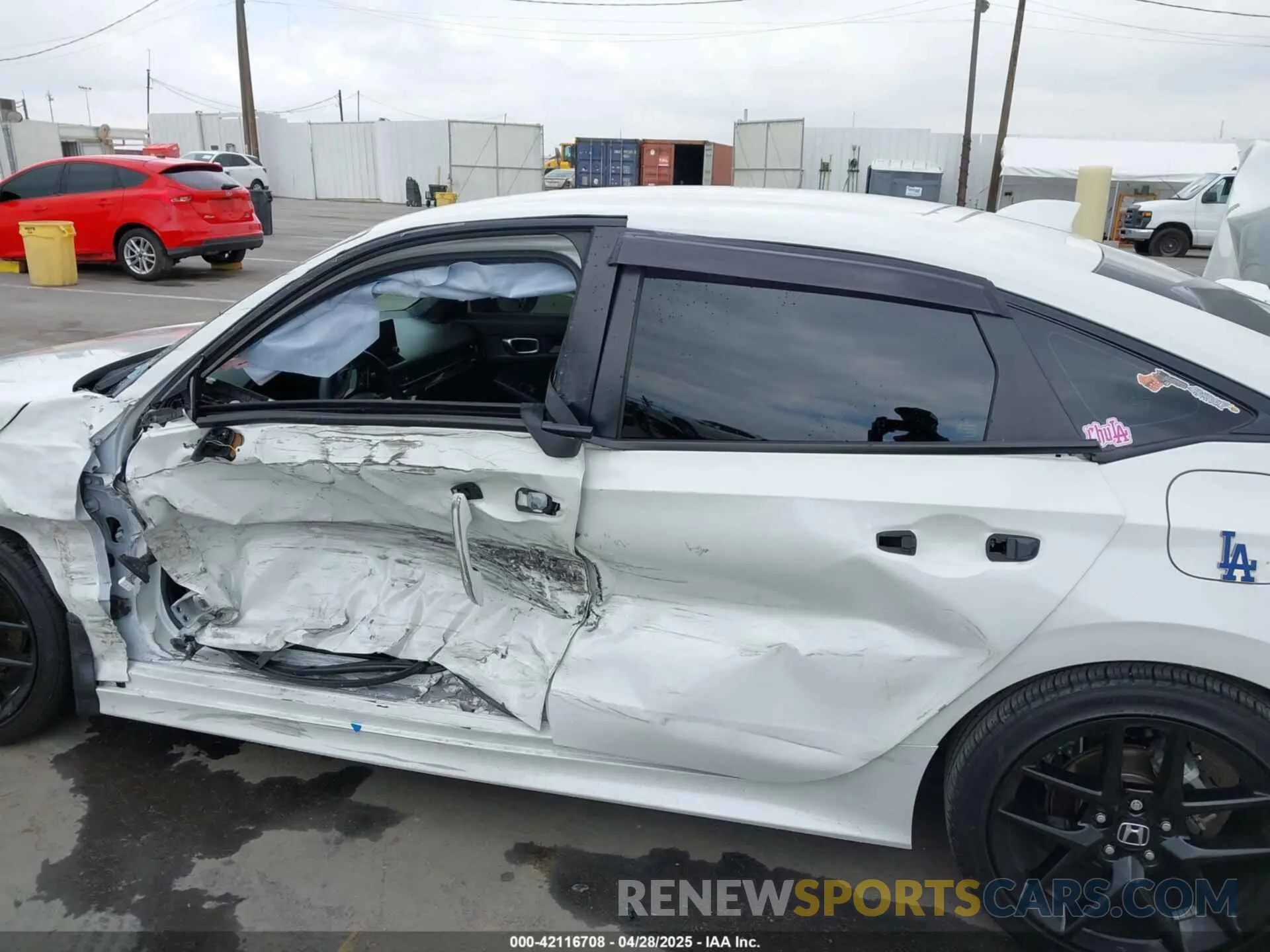 14 fotografías del automóvil dañado 2HGFE2F56RH507781 HONDA CIVIC 2024
