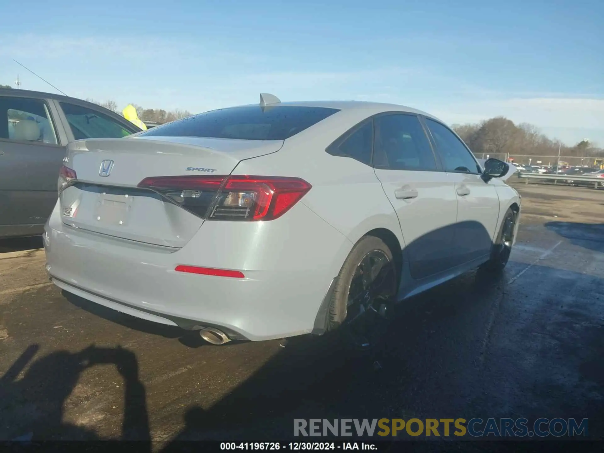 4 fotografías del automóvil dañado 2HGFE2F56RH511863 HONDA CIVIC 2024