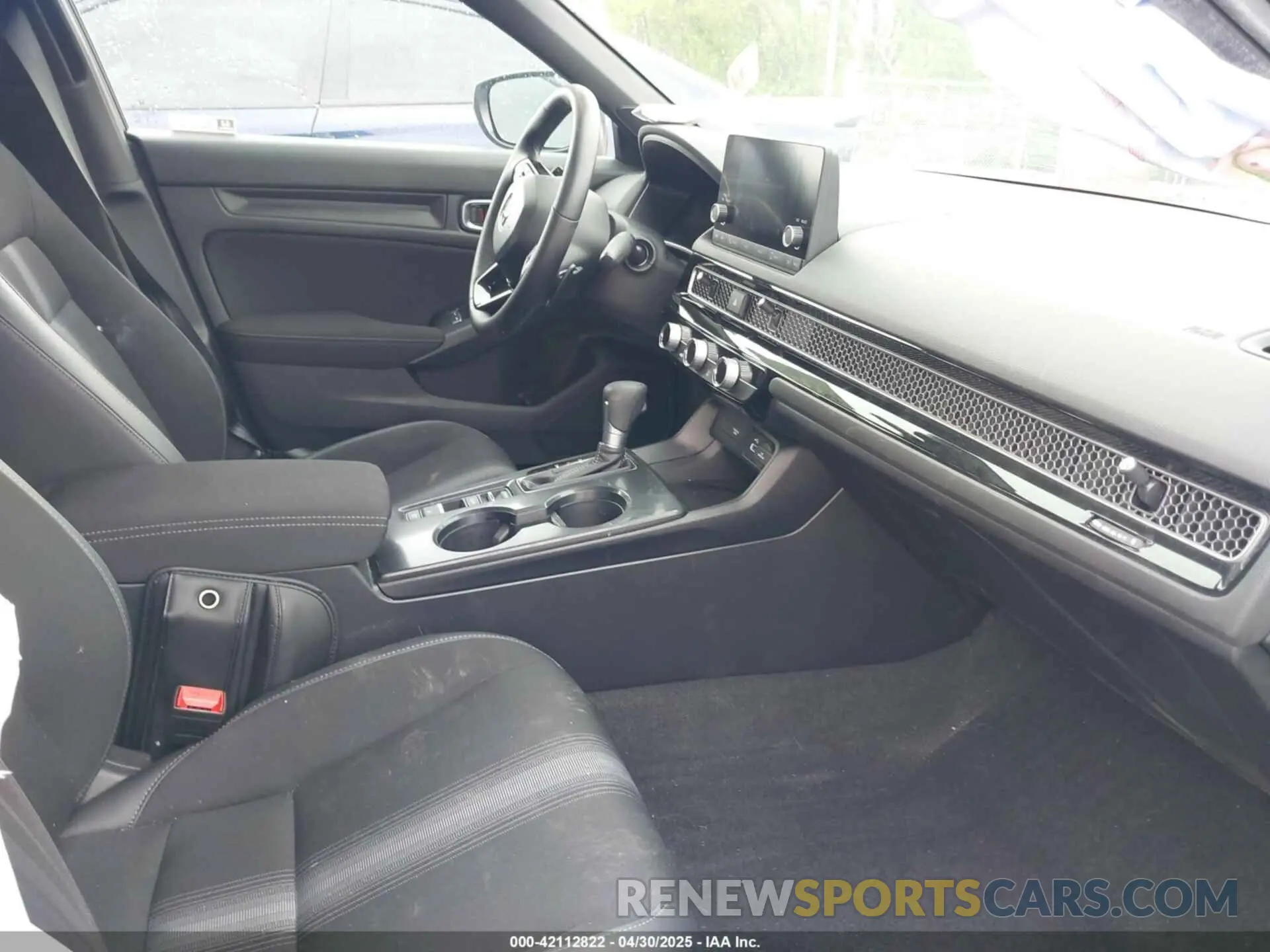 5 fotografías del automóvil dañado 2HGFE2F56RH536939 HONDA CIVIC 2024