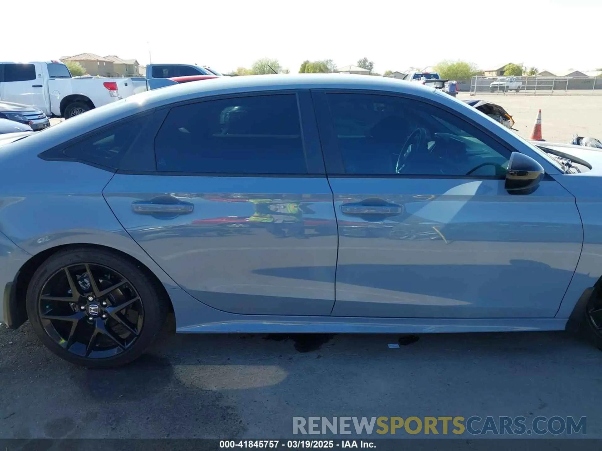 14 fotografías del automóvil dañado 2HGFE2F56RH560996 HONDA CIVIC 2024