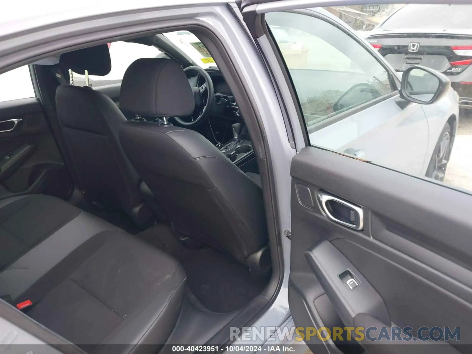 8 fotografías del automóvil dañado 2HGFE2F56RH583954 HONDA CIVIC 2024