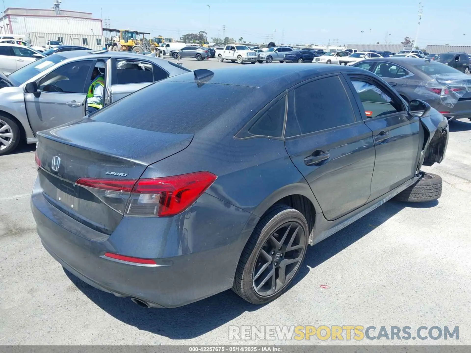 4 fotografías del automóvil dañado 2HGFE2F57RH506364 HONDA CIVIC 2024