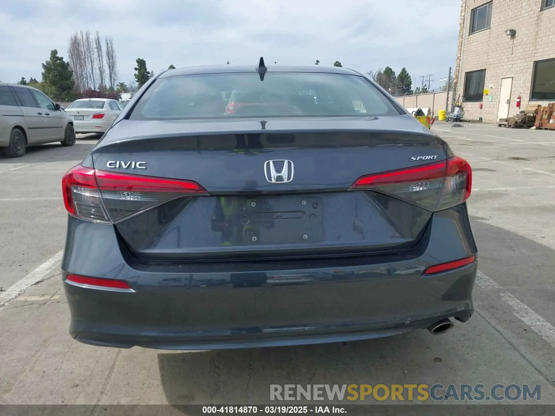 17 fotografías del automóvil dañado 2HGFE2F57RH512469 HONDA CIVIC 2024