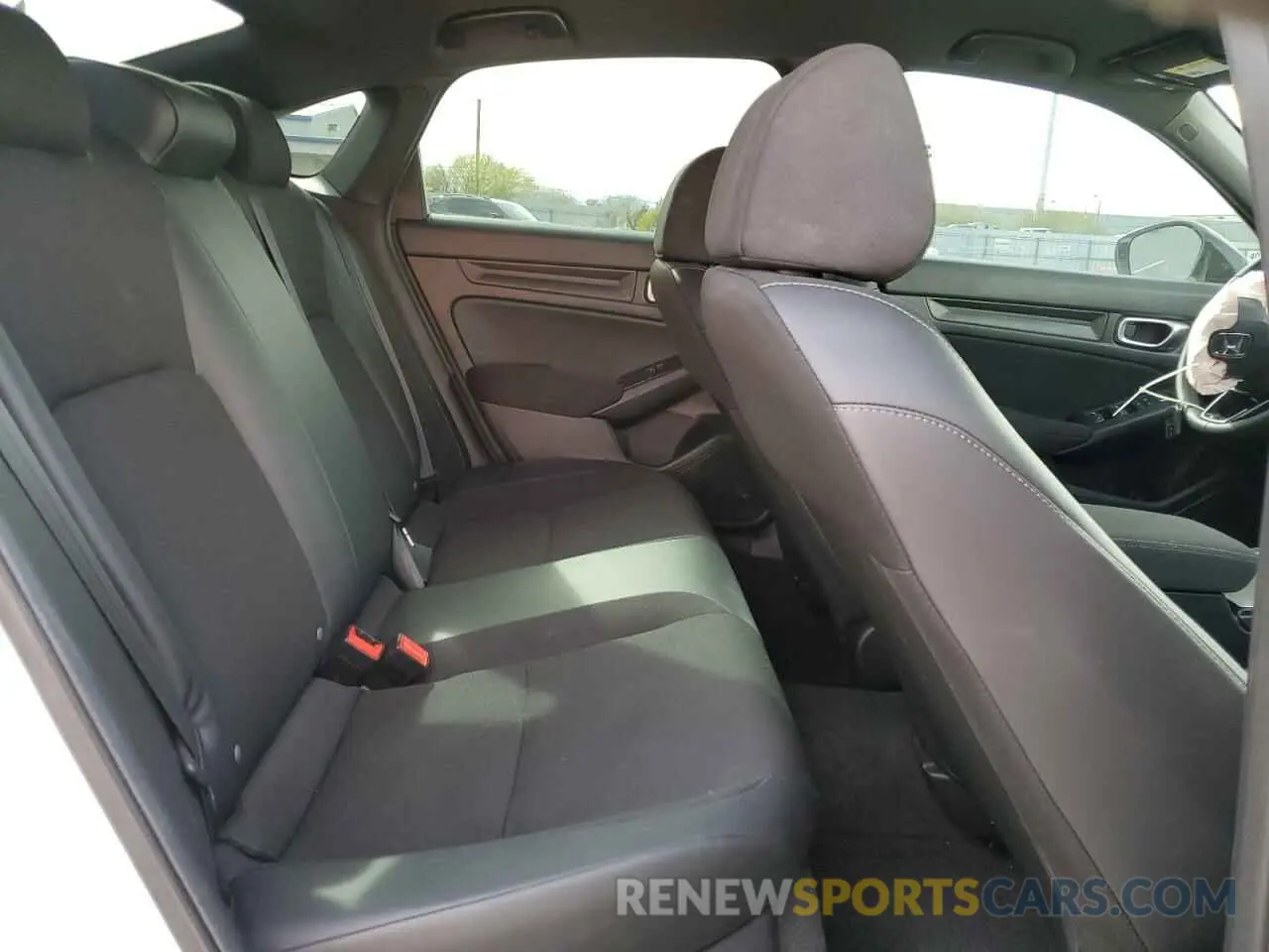 10 fotografías del automóvil dañado 2HGFE2F57RH523973 HONDA CIVIC 2024