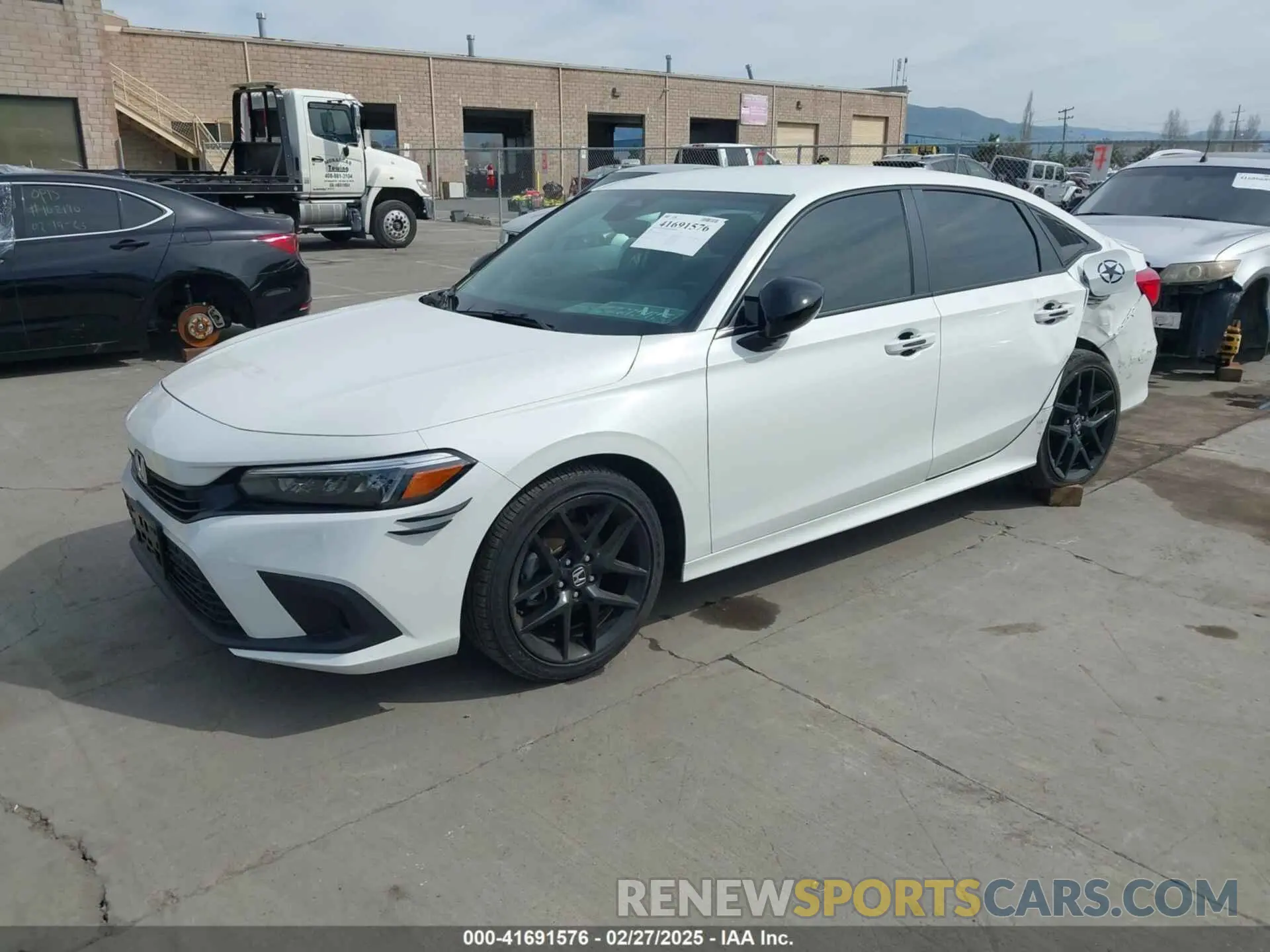 2 fotografías del automóvil dañado 2HGFE2F57RH534679 HONDA CIVIC 2024