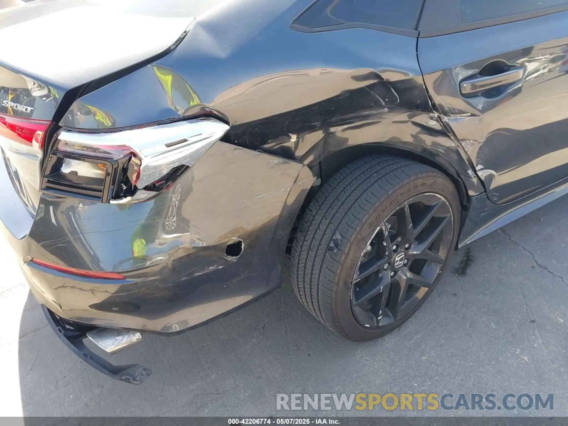 6 fotografías del automóvil dañado 2HGFE2F57RH559288 HONDA CIVIC 2024