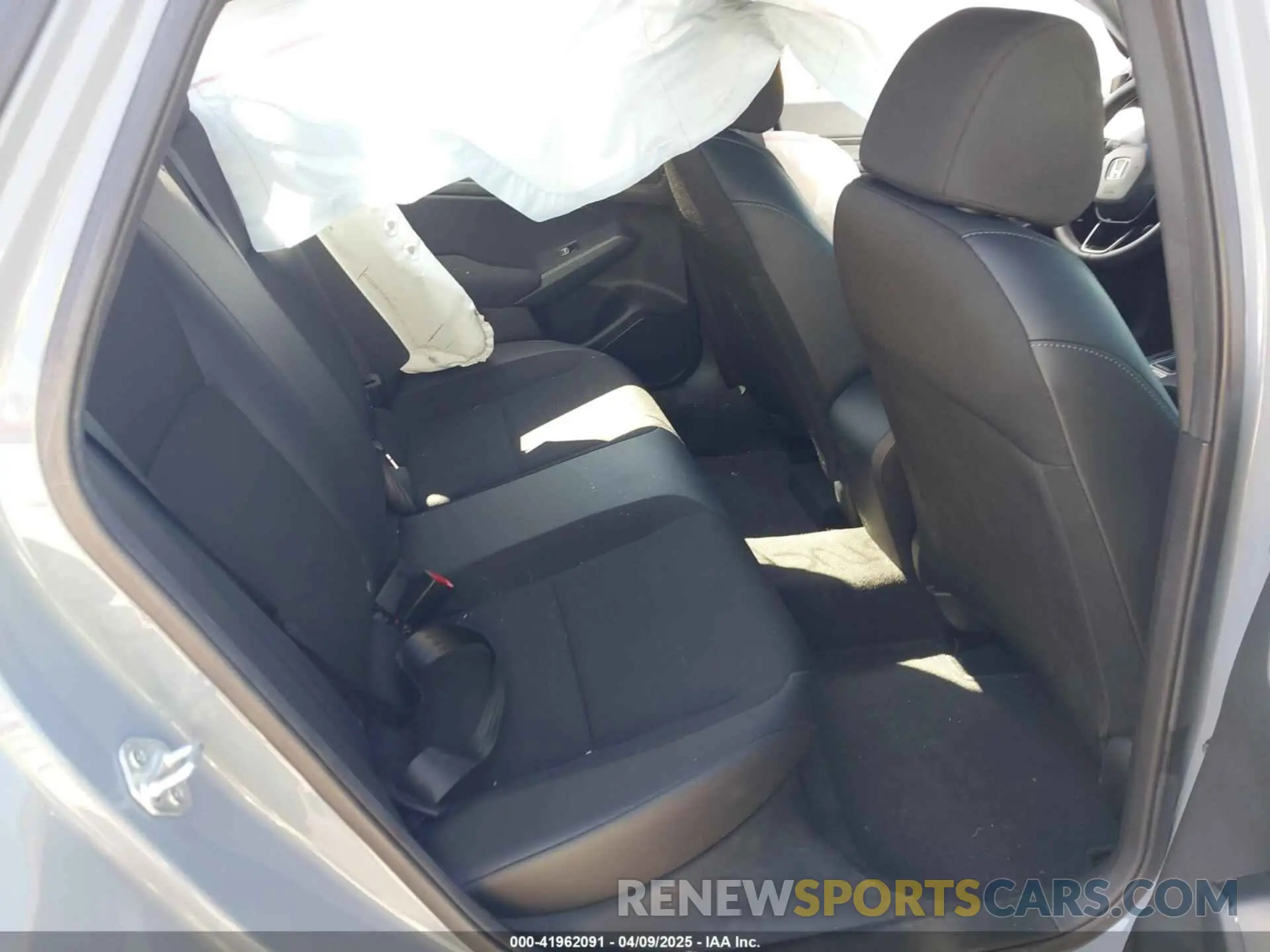 8 fotografías del automóvil dañado 2HGFE2F57RH580545 HONDA CIVIC 2024