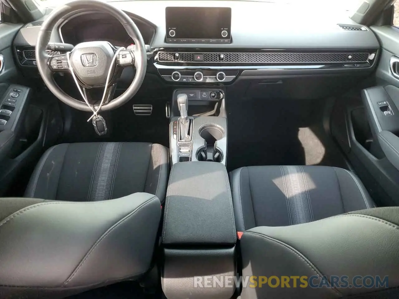 8 fotografías del automóvil dañado 2HGFE2F57RH585812 HONDA CIVIC 2024