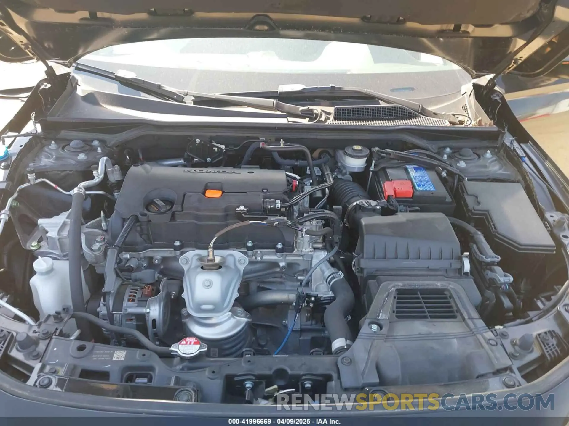 10 fotografías del automóvil dañado 2HGFE2F58RH505580 HONDA CIVIC 2024