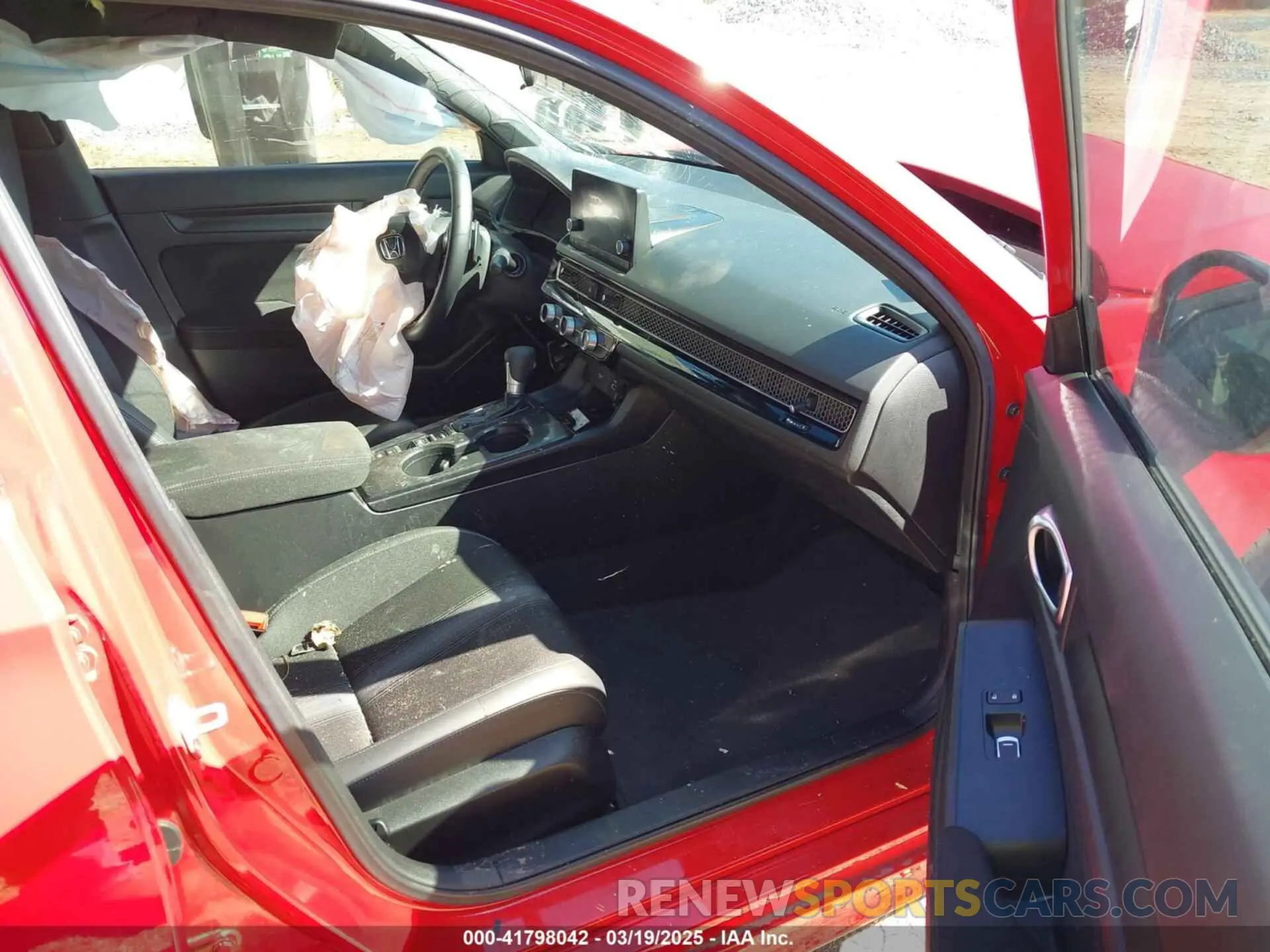 5 fotografías del automóvil dañado 2HGFE2F58RH578321 HONDA CIVIC 2024