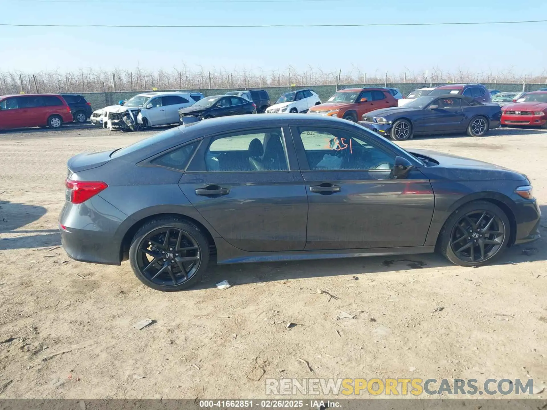 13 fotografías del automóvil dañado 2HGFE2F58RH592798 HONDA CIVIC 2024