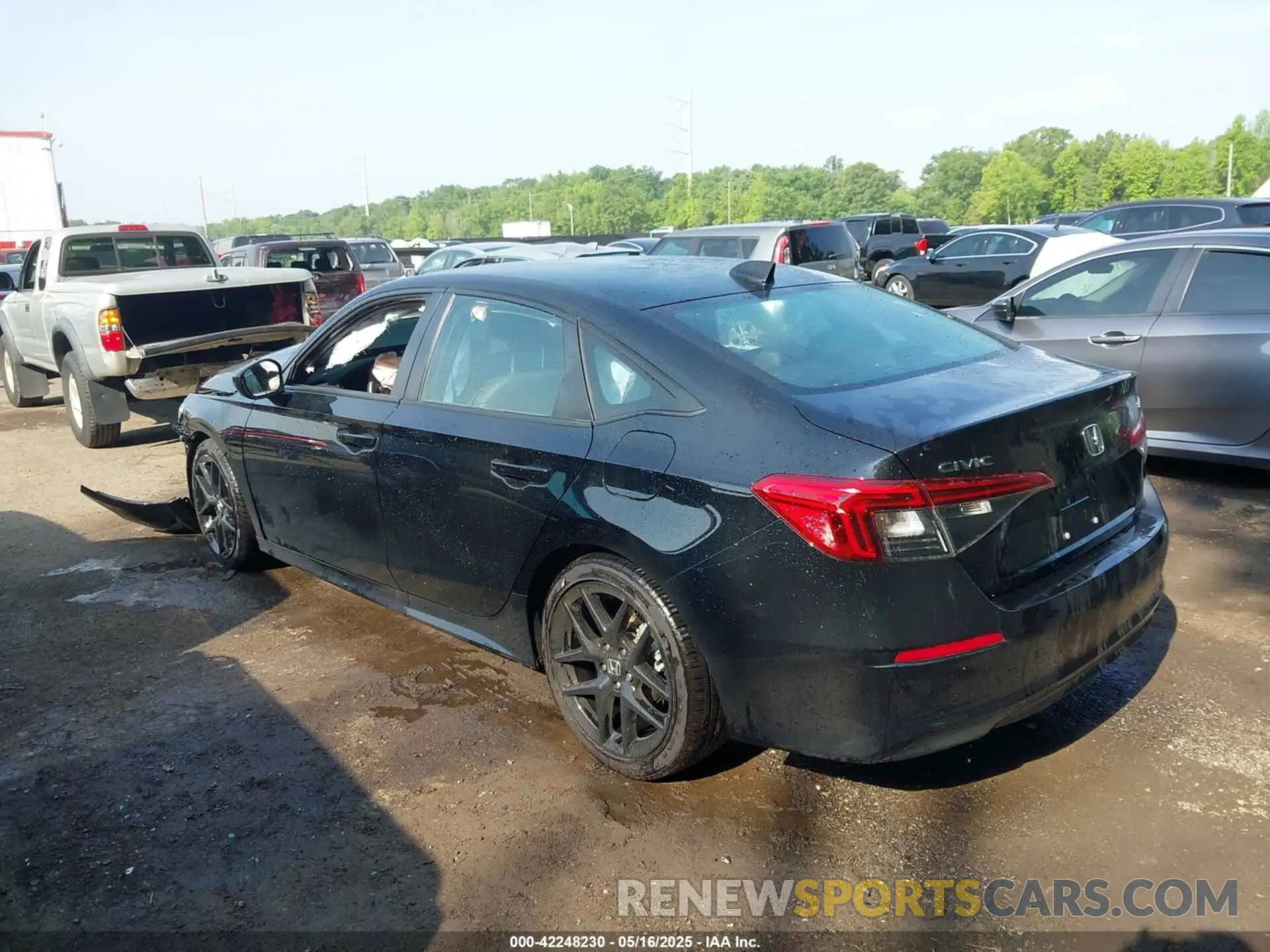3 fotografías del automóvil dañado 2HGFE2F59RH554531 HONDA CIVIC 2024