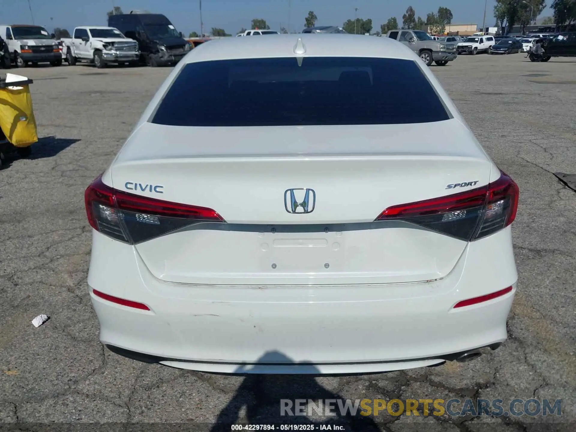 16 fotografías del automóvil dañado 2HGFE2F59RH554741 HONDA CIVIC 2024