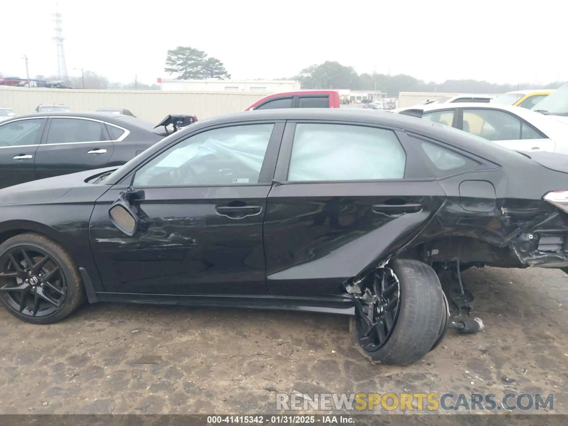 14 fotografías del automóvil dañado 2HGFE2F59RH572317 HONDA CIVIC 2024